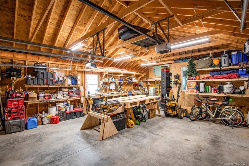 NORTHSTONE - Residential