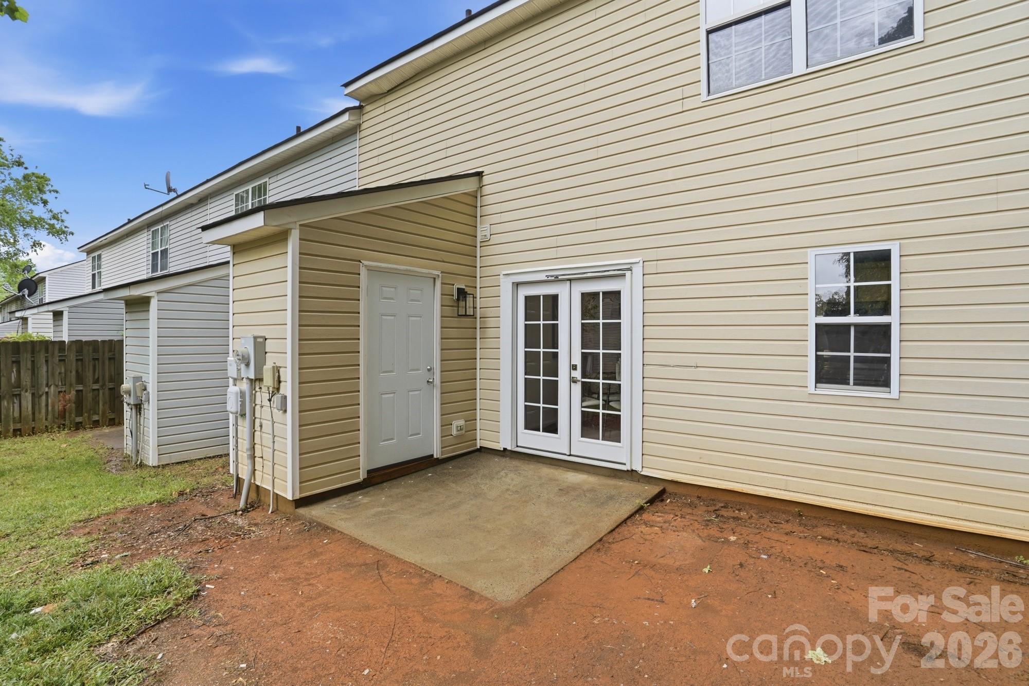 The Landing at Hickory Grove - Residential