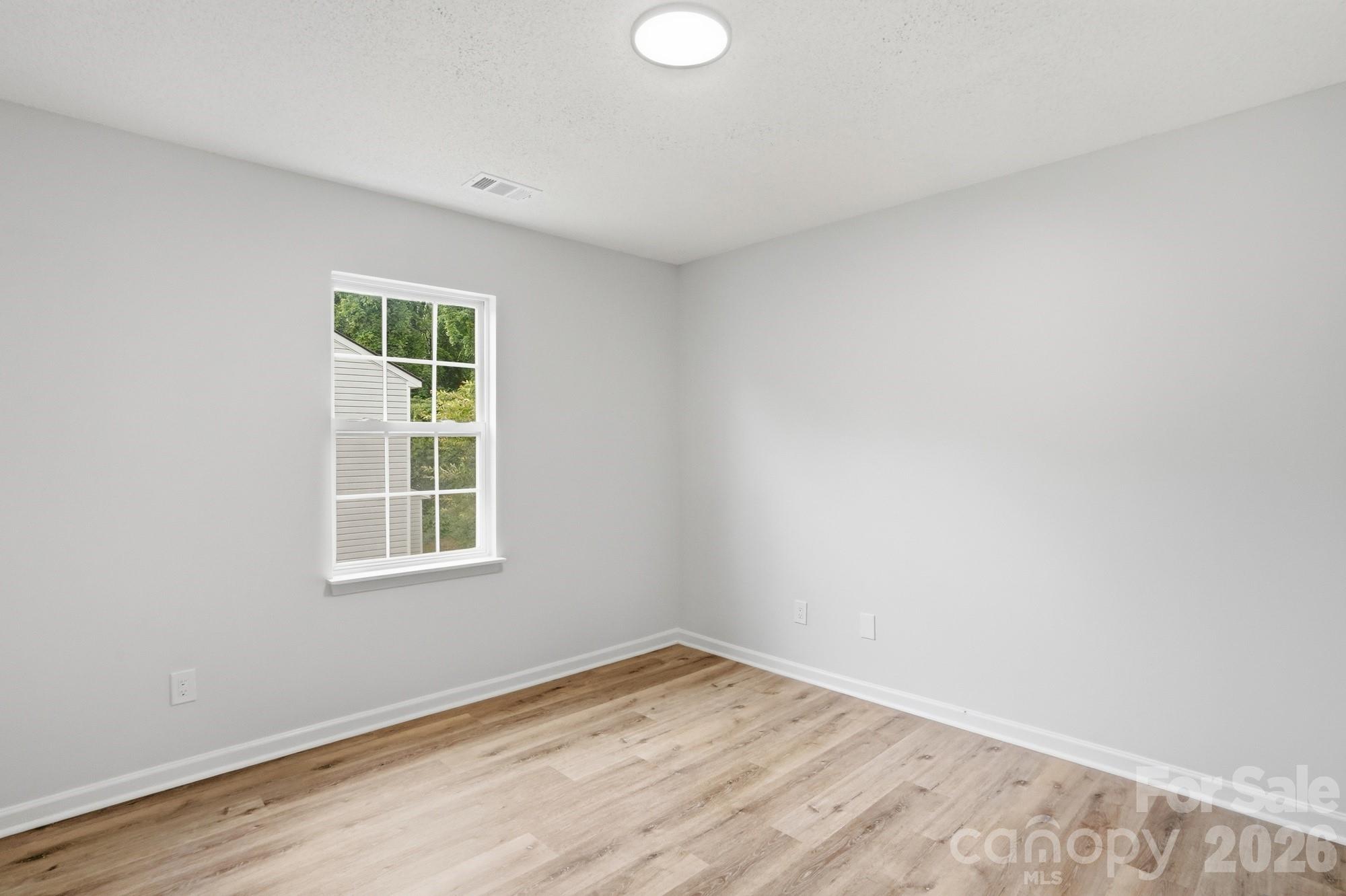 The Landing at Hickory Grove - Residential