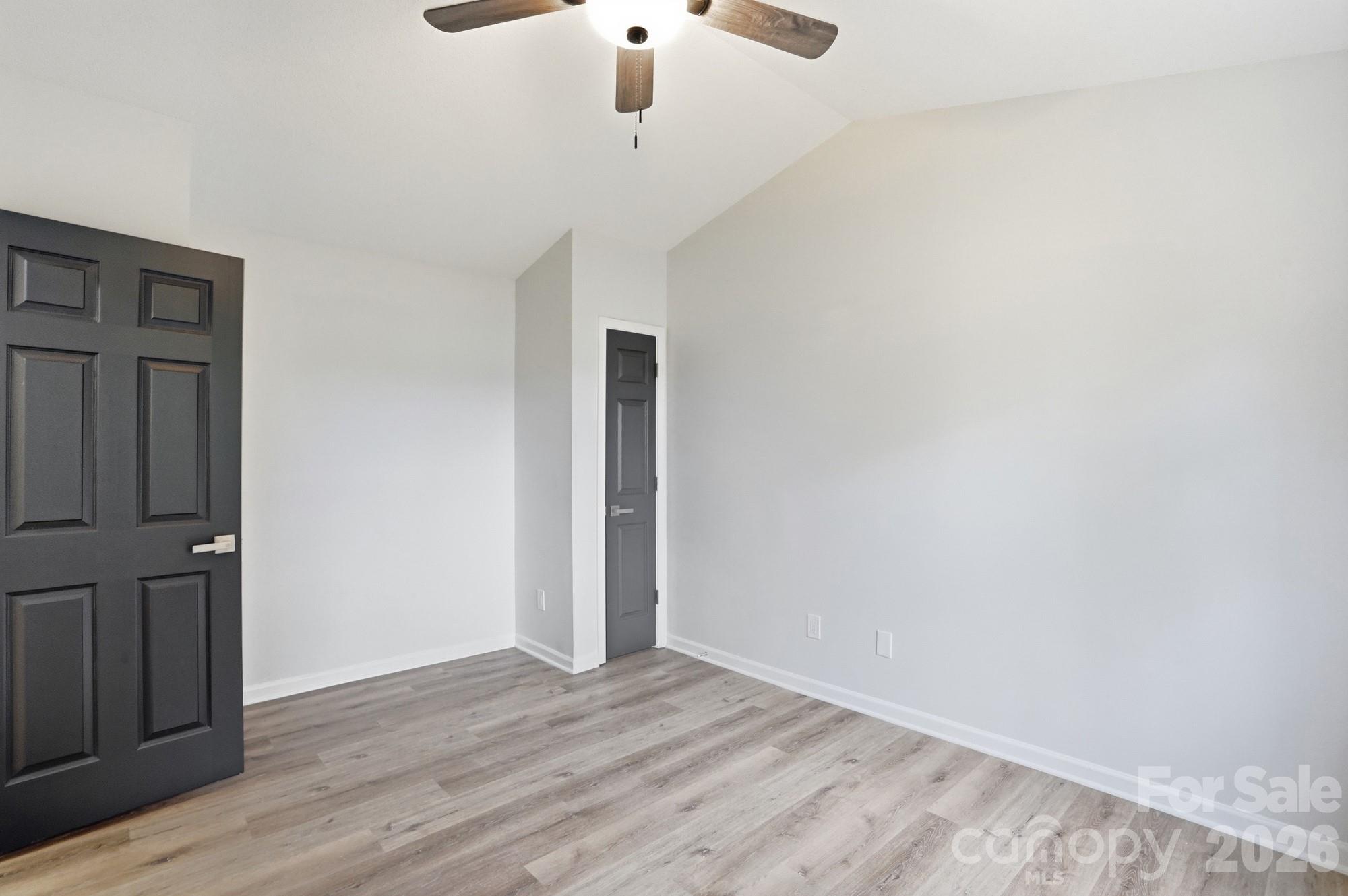 The Landing at Hickory Grove - Residential