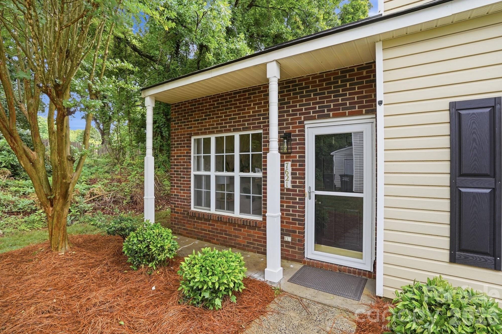 The Landing at Hickory Grove - Residential