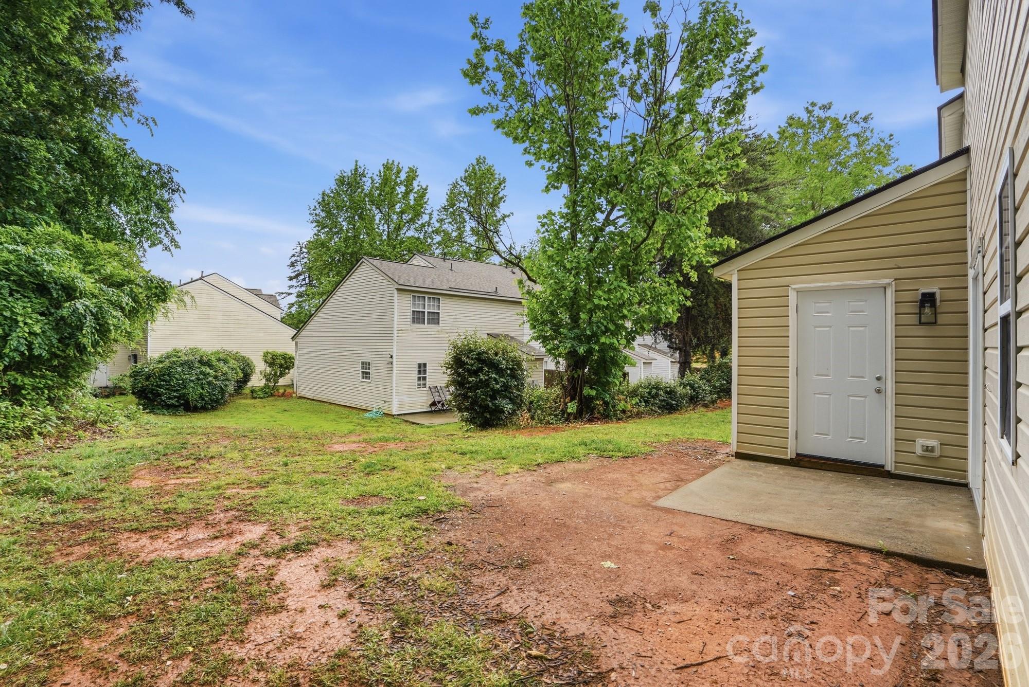 The Landing at Hickory Grove - Residential
