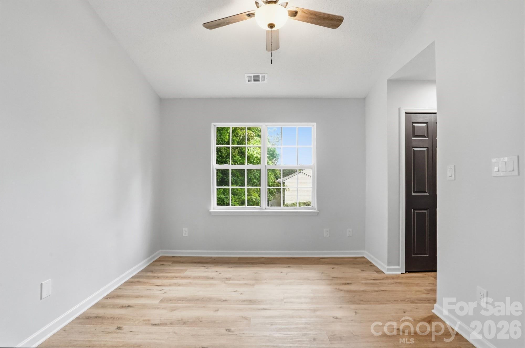 The Landing at Hickory Grove - Residential