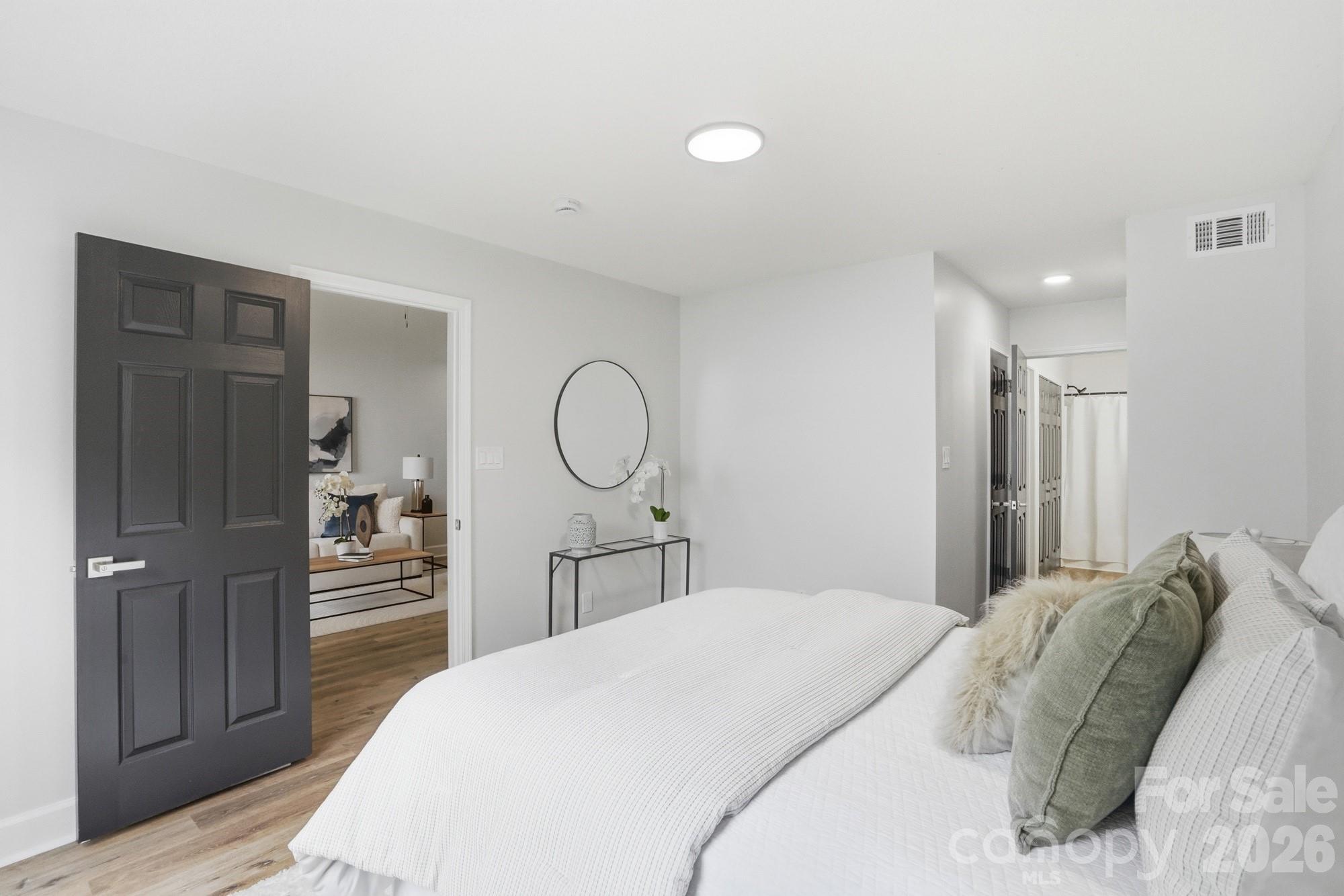 The Landing at Hickory Grove - Residential