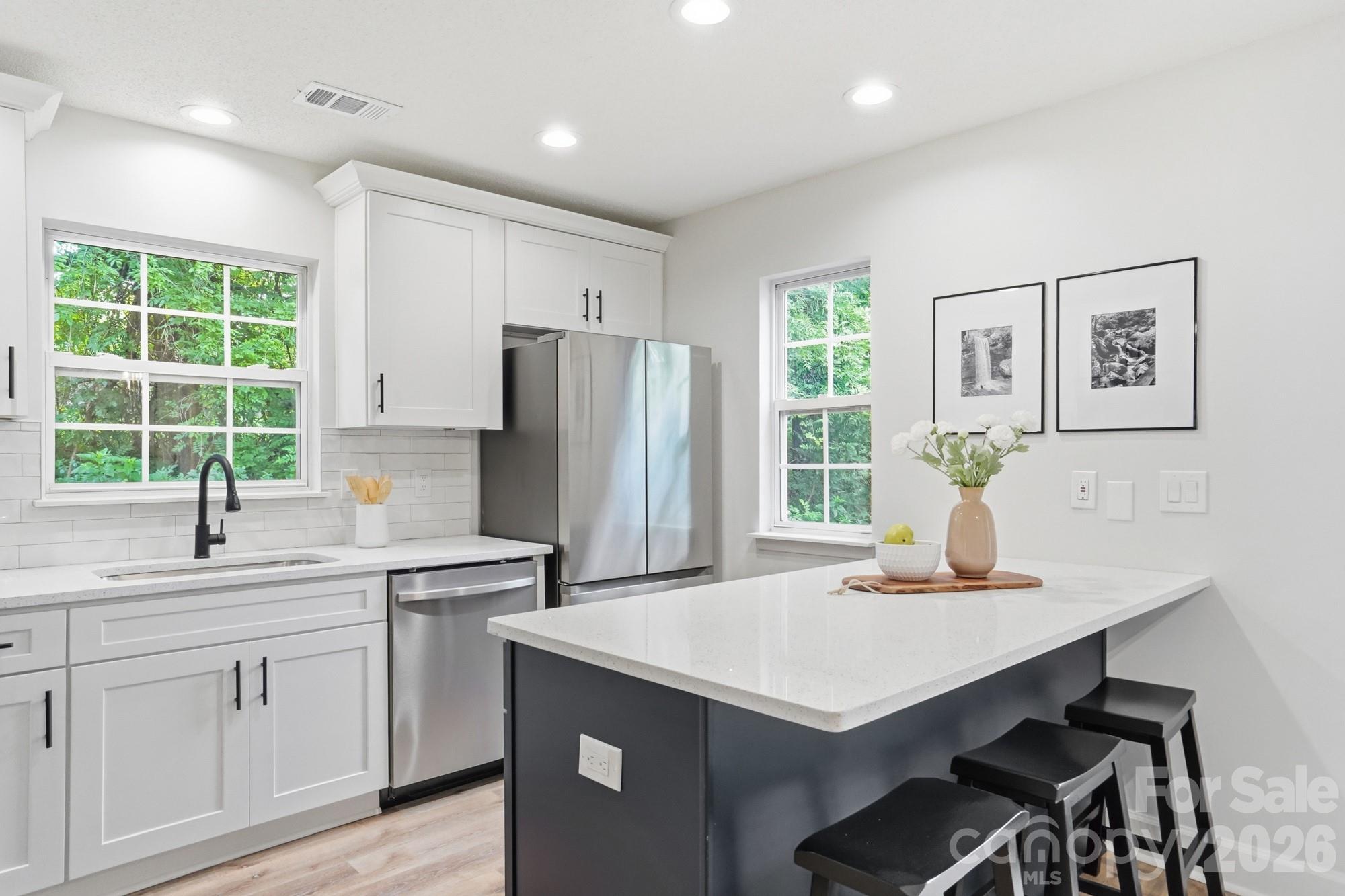 The Landing at Hickory Grove - Residential
