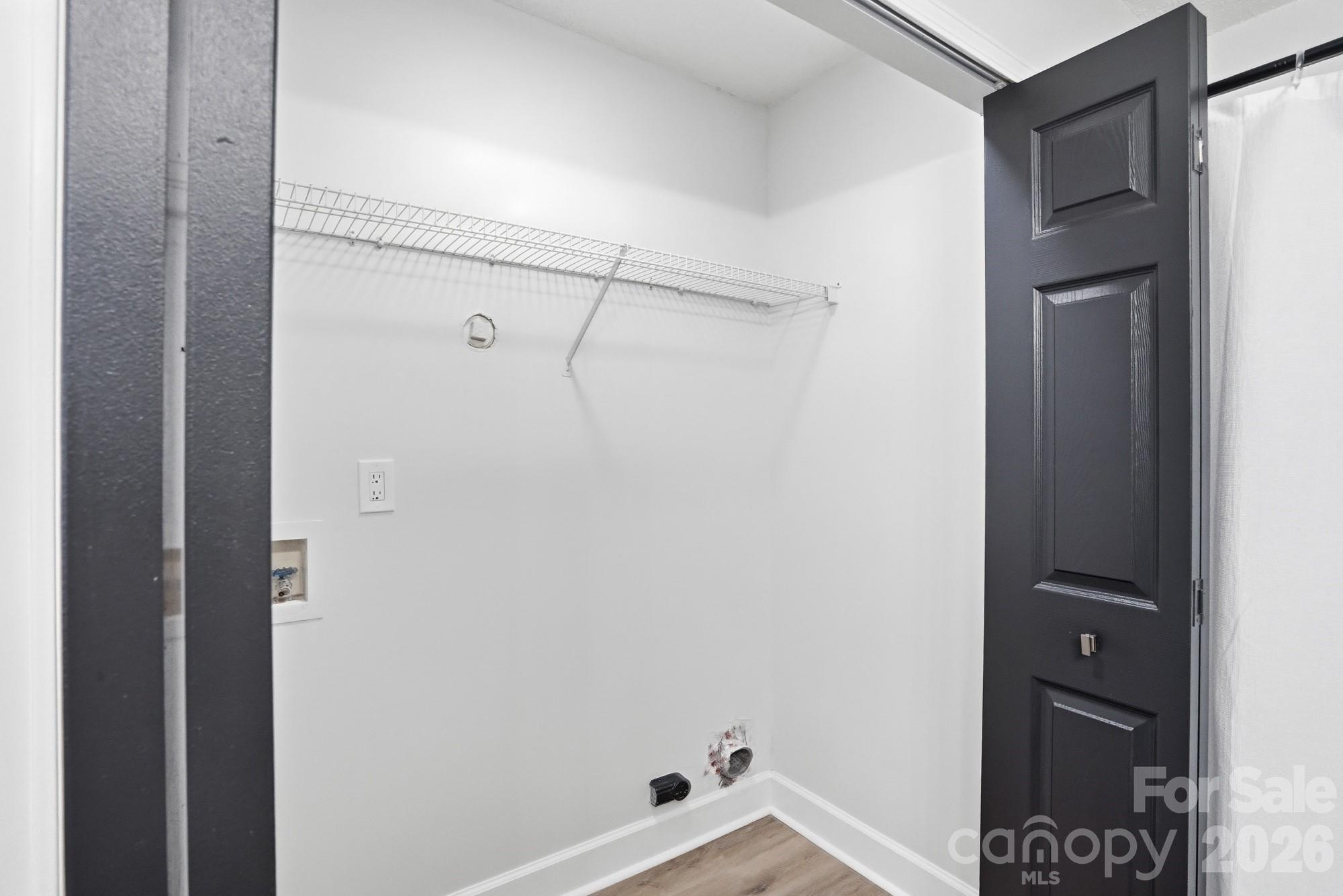 The Landing at Hickory Grove - Residential