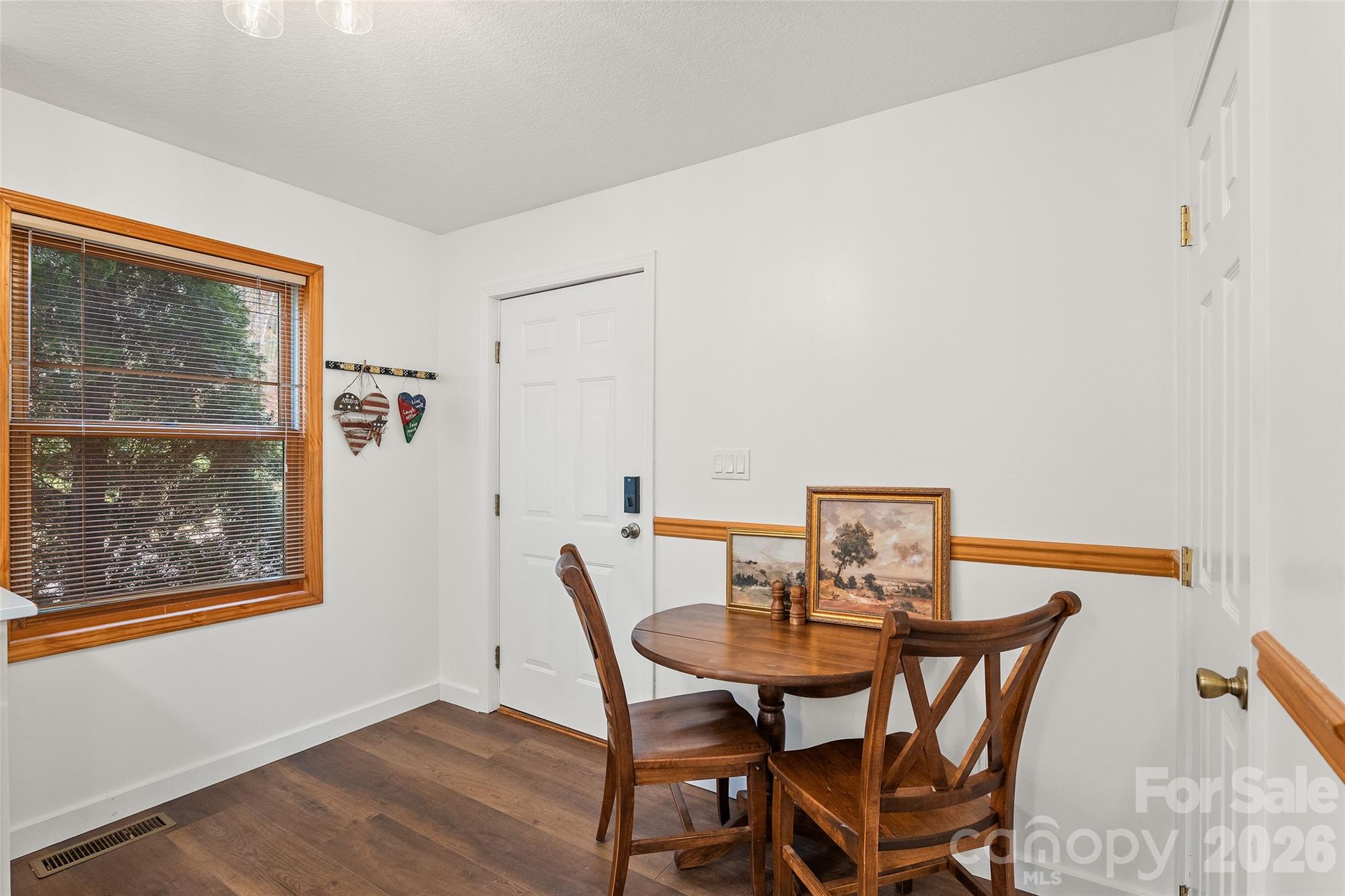 Mount Mitchell Lands - Residential