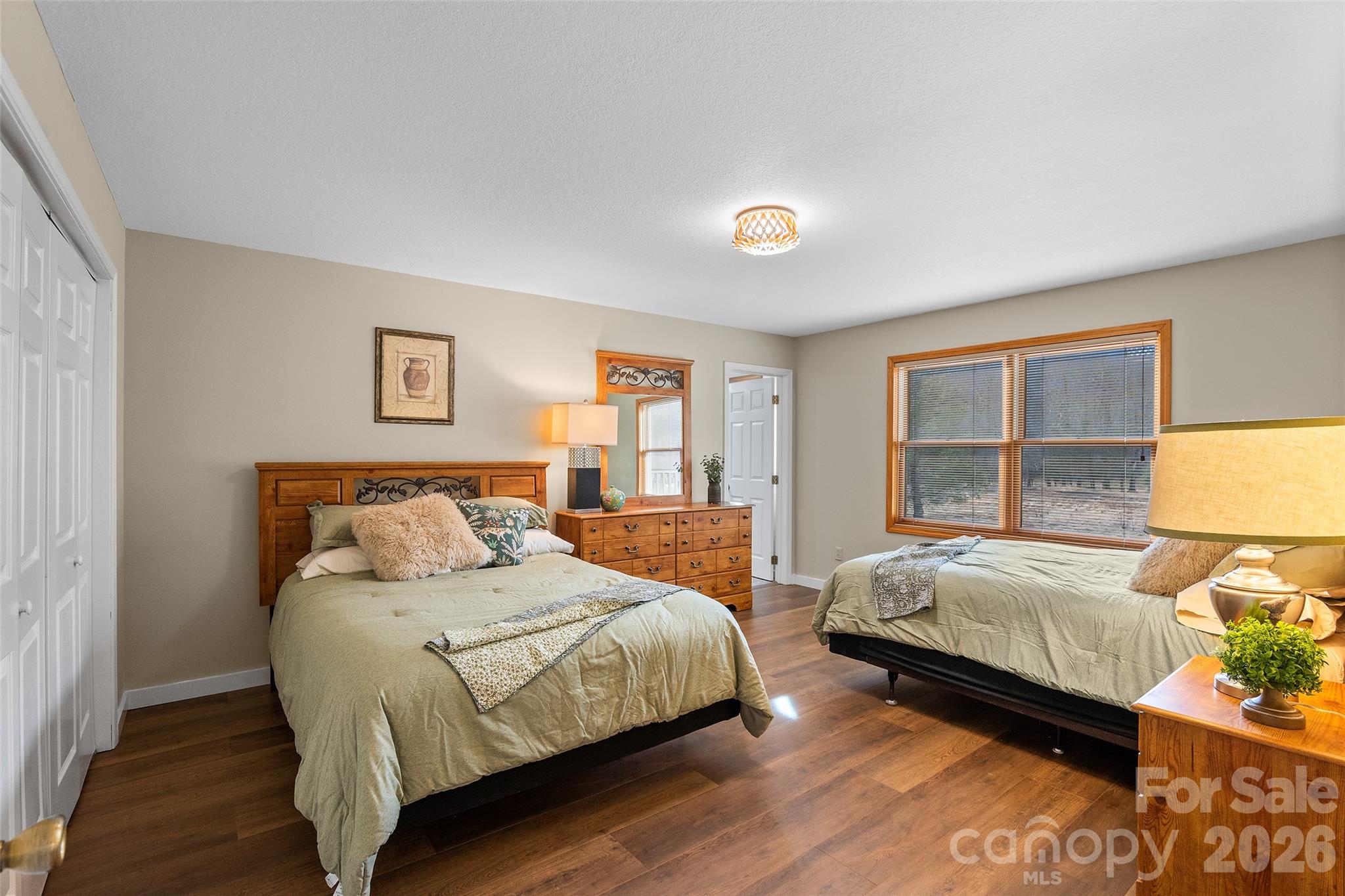 Mount Mitchell Lands - Residential