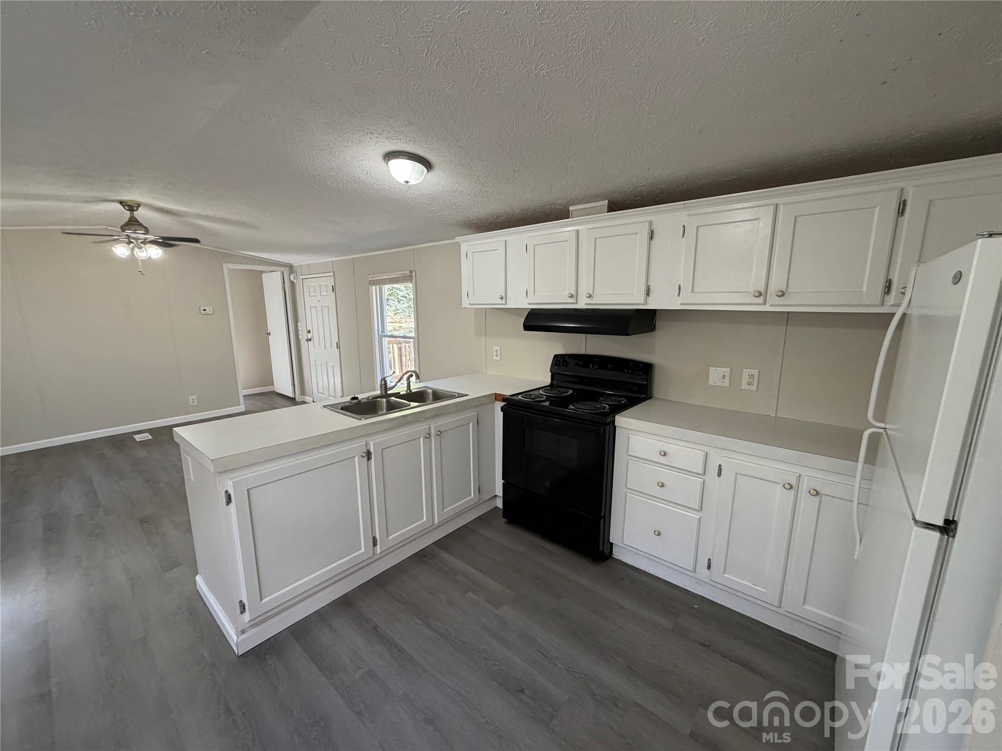 4465 Shade Valley
