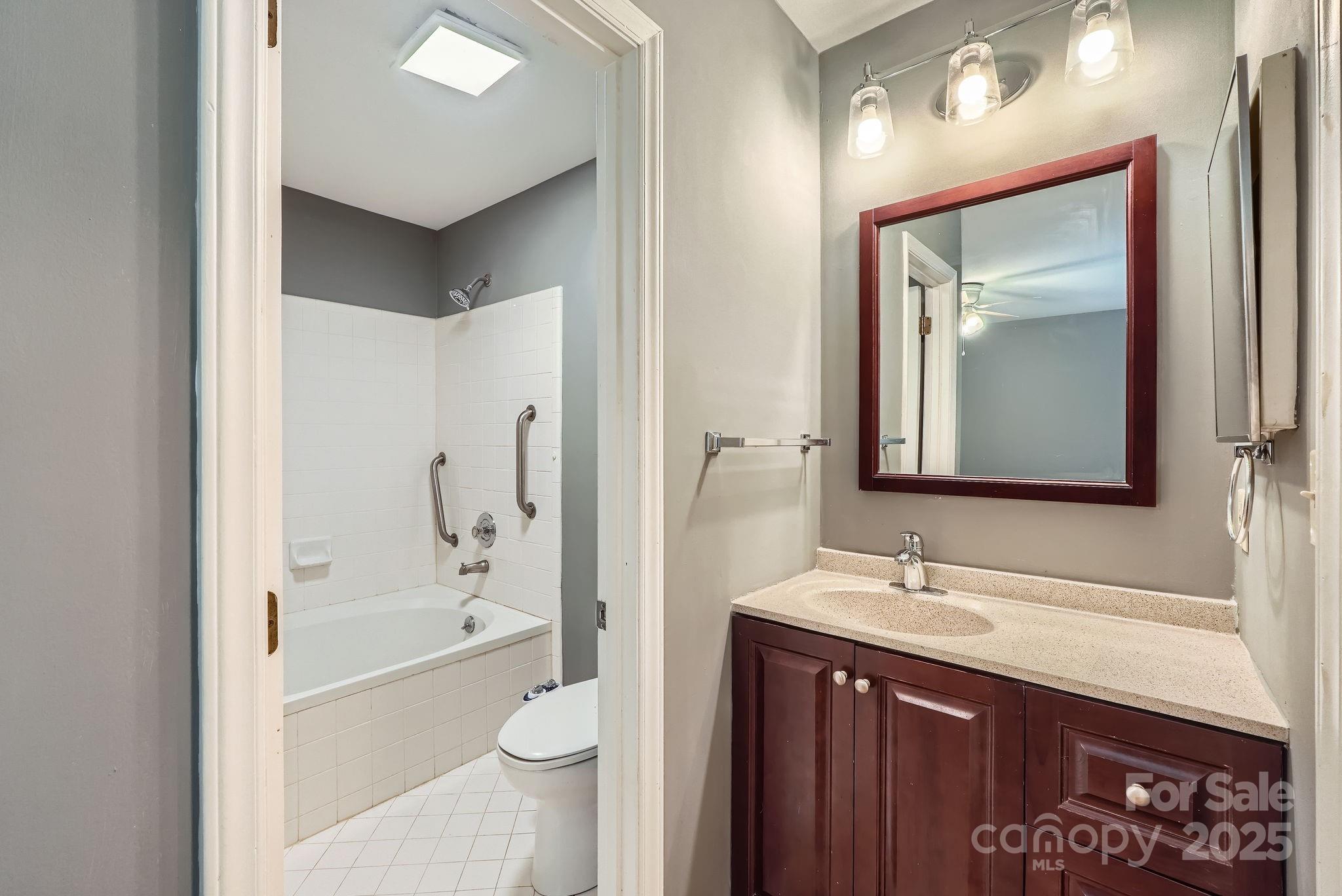 Oakdale Place - Residential