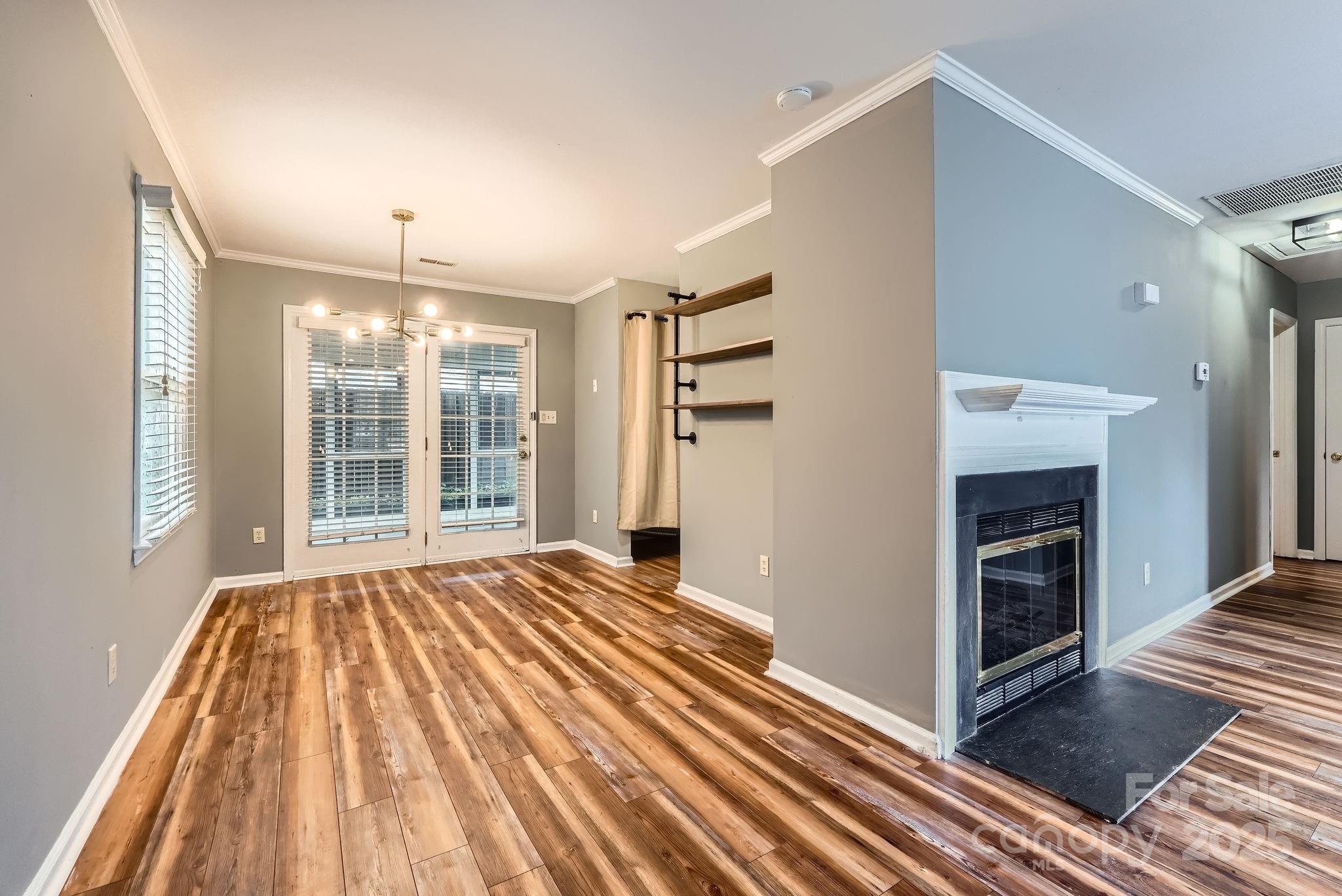 5913 Crape Myrtle Lane