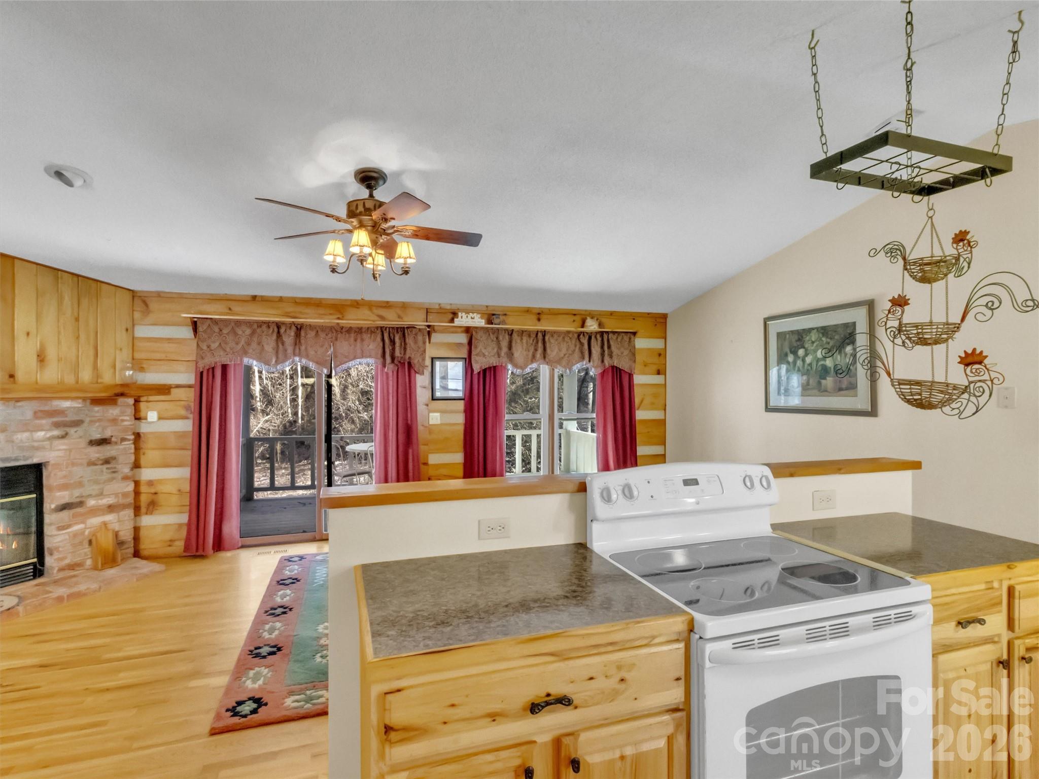 Hannah Springs - Residential