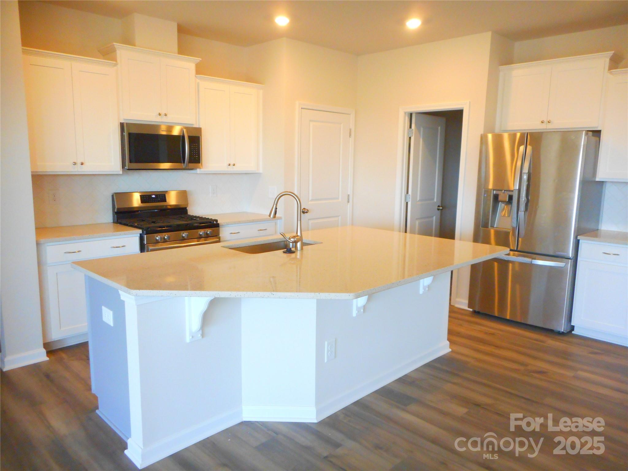 Elizabeth - Residential Lease