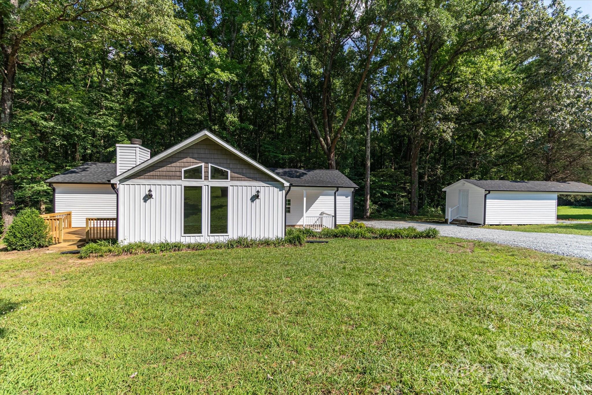 7032 Waxhaw Highway