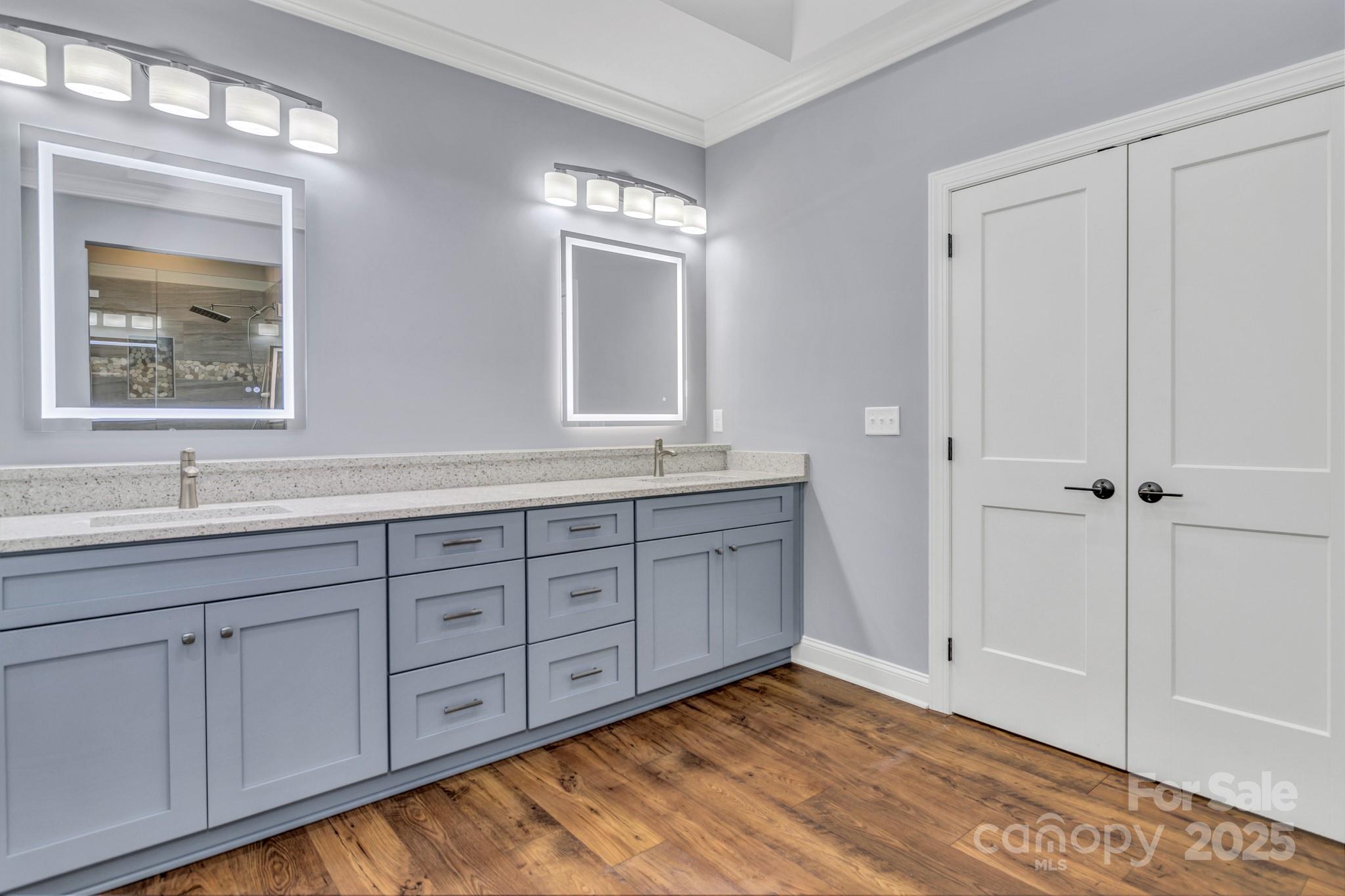 Settlers Cove - Residential