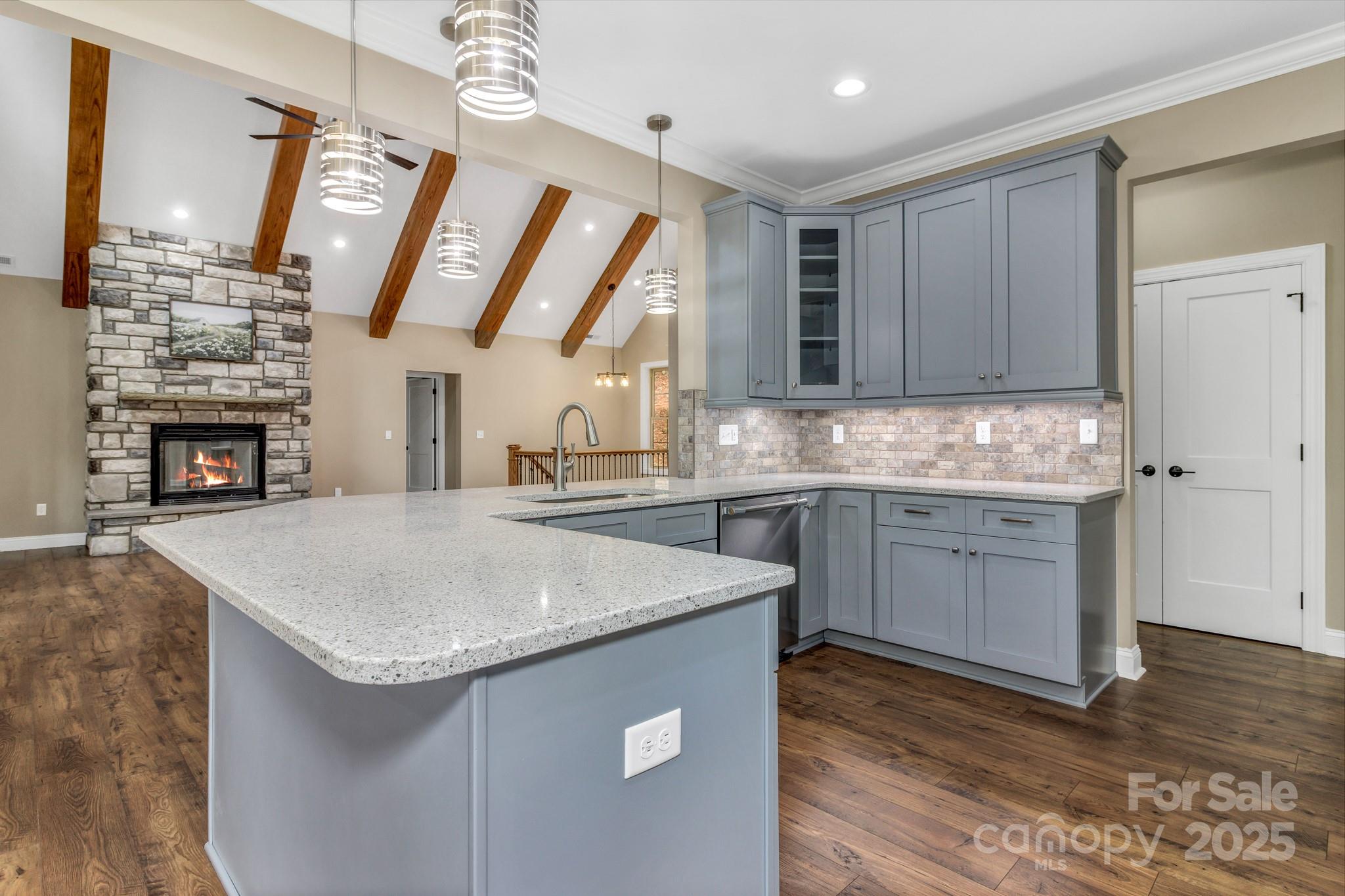 Settlers Cove - Residential