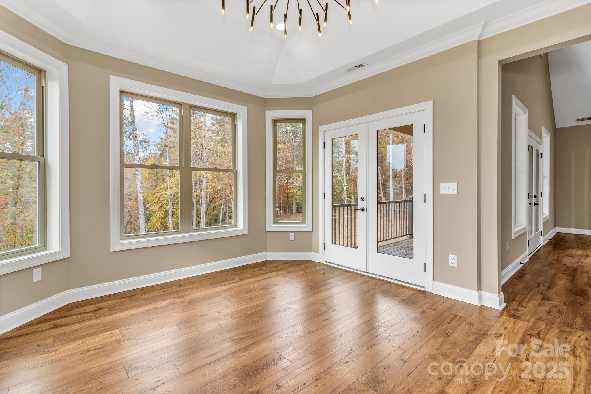 Settlers Cove - Residential