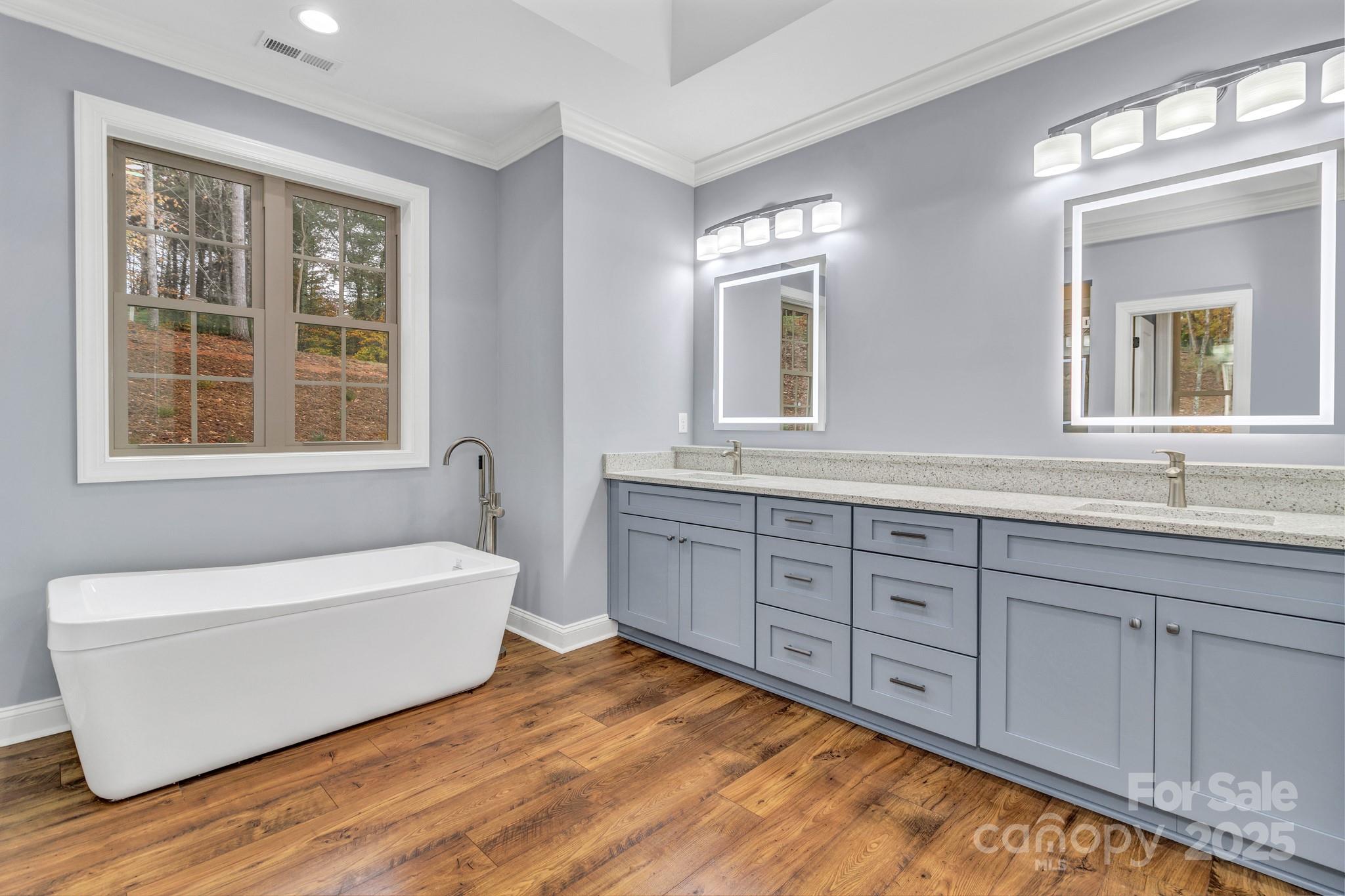 Settlers Cove - Residential