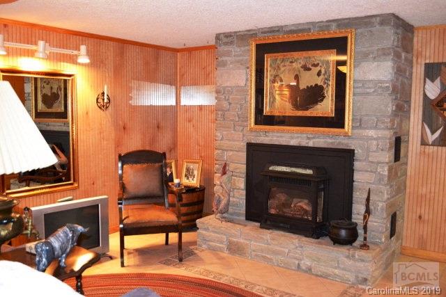 Gingercake Acres - Residential