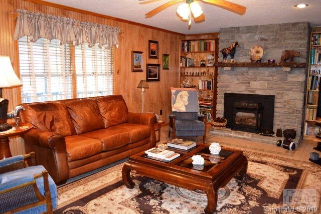 Gingercake Acres - Residential