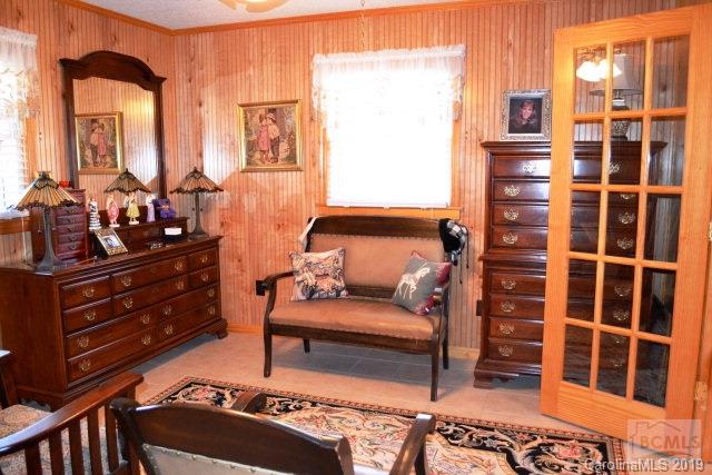 Gingercake Acres - Residential