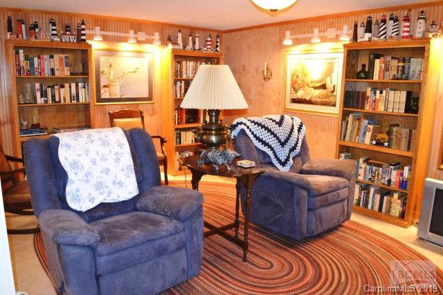 Gingercake Acres - Residential