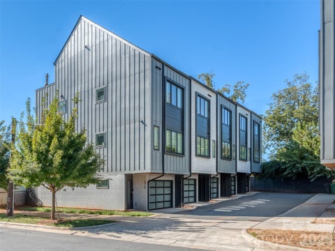 Photo of 1919 W Trade Street, Charlotte, NC 28216 (MLS # 4432006)