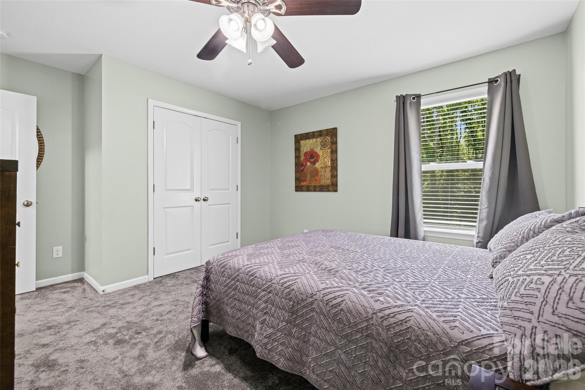 Newport Lakes - Residential