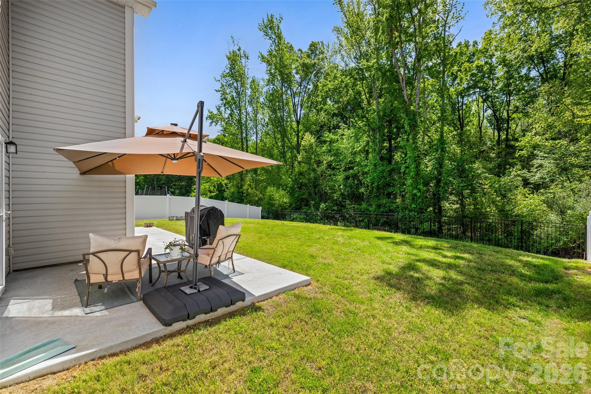 Newport Lakes - Residential