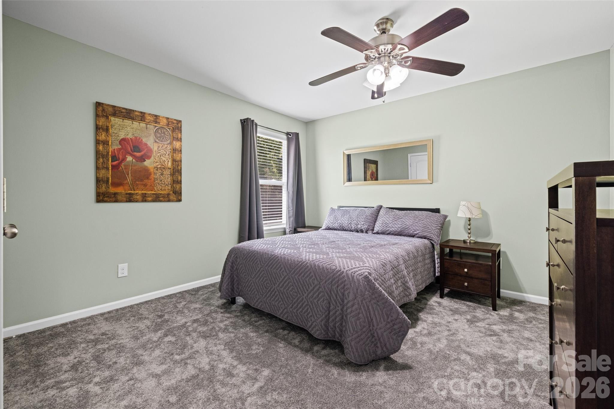 Newport Lakes - Residential