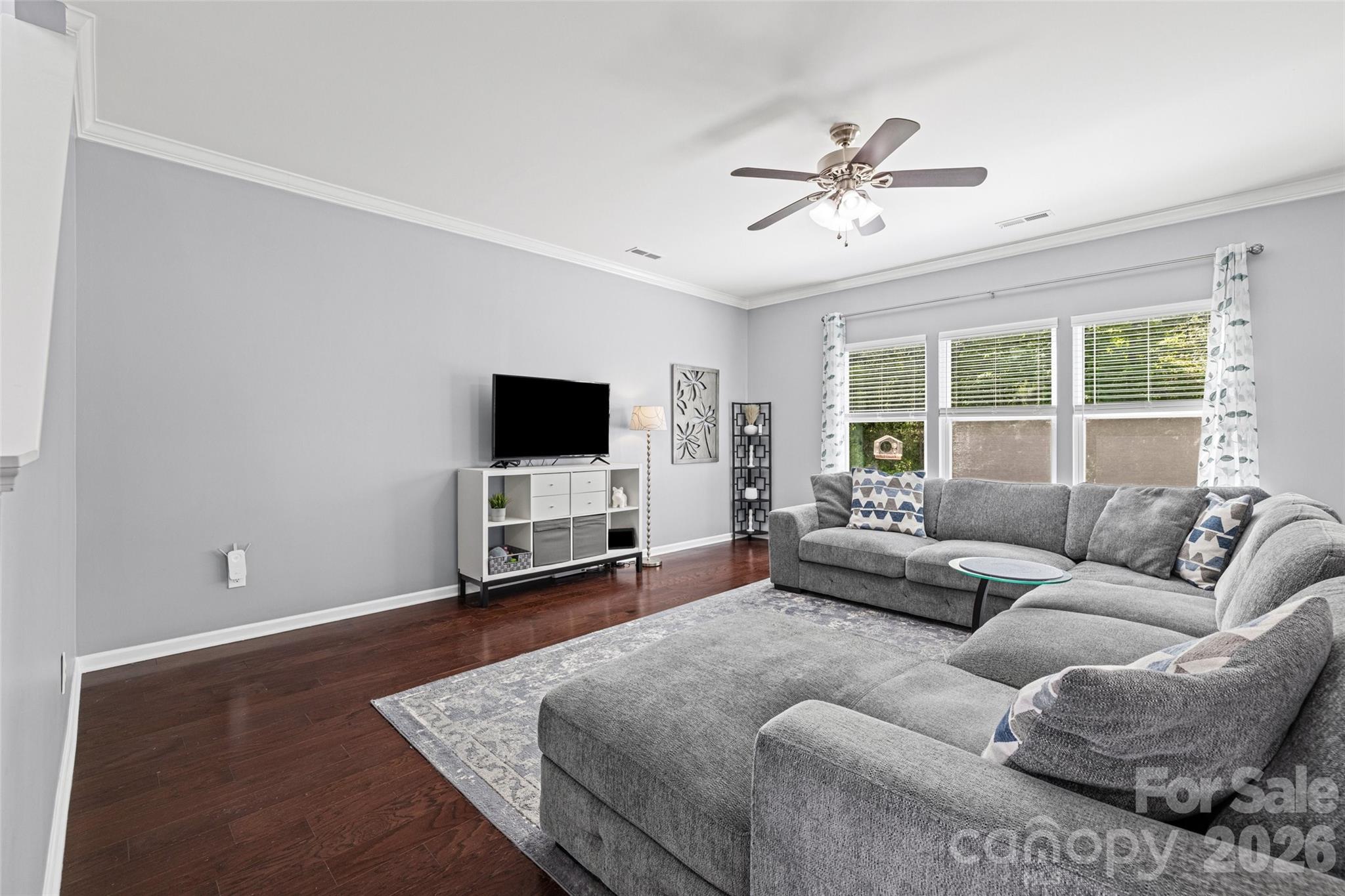 Newport Lakes - Residential