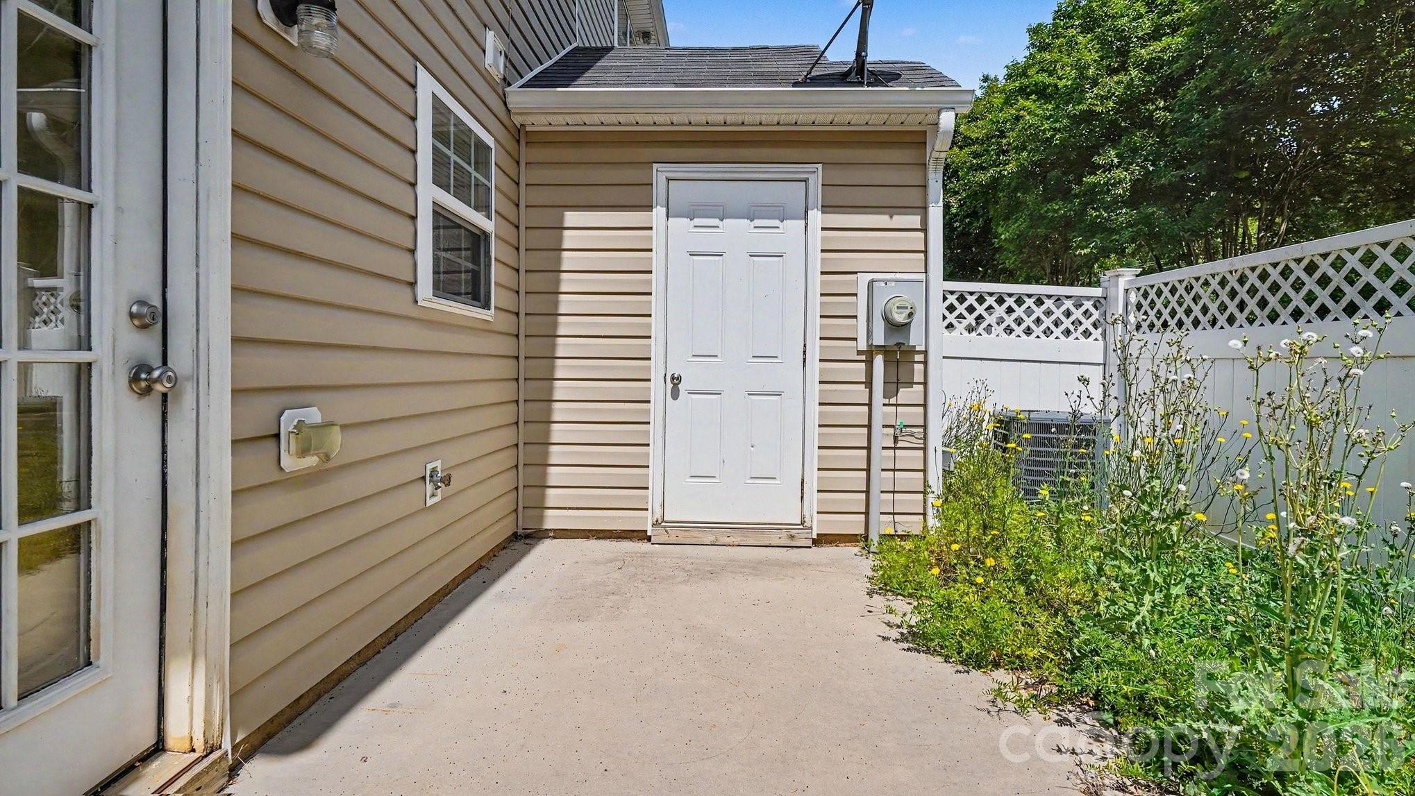 4293 Youngstown Drive