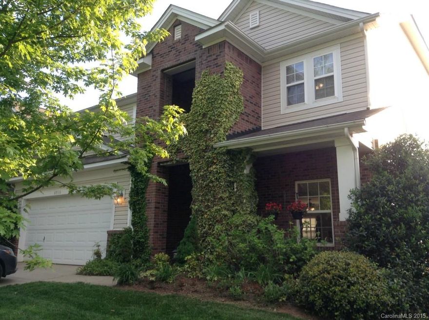 Super large bedroom Home. Fenced rear yard. Hardwood and tile floors on main level. New carpet upstairs.Master bedroom has huge walk in closet. Move-in condition home with lots of care taken by original owners. Irrigation system for yard.First floor bedroom with full bath. 4 large bedrooms upstairs. Master bedroom has sitting area.Granite counter tops in kitchen. Very open flow plan.