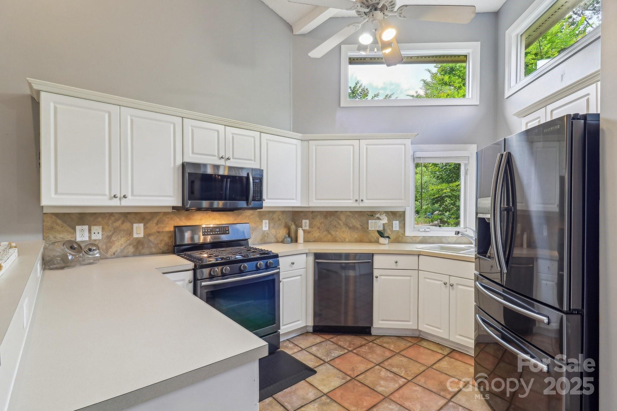 14118 Yachtsman Harbor Drive