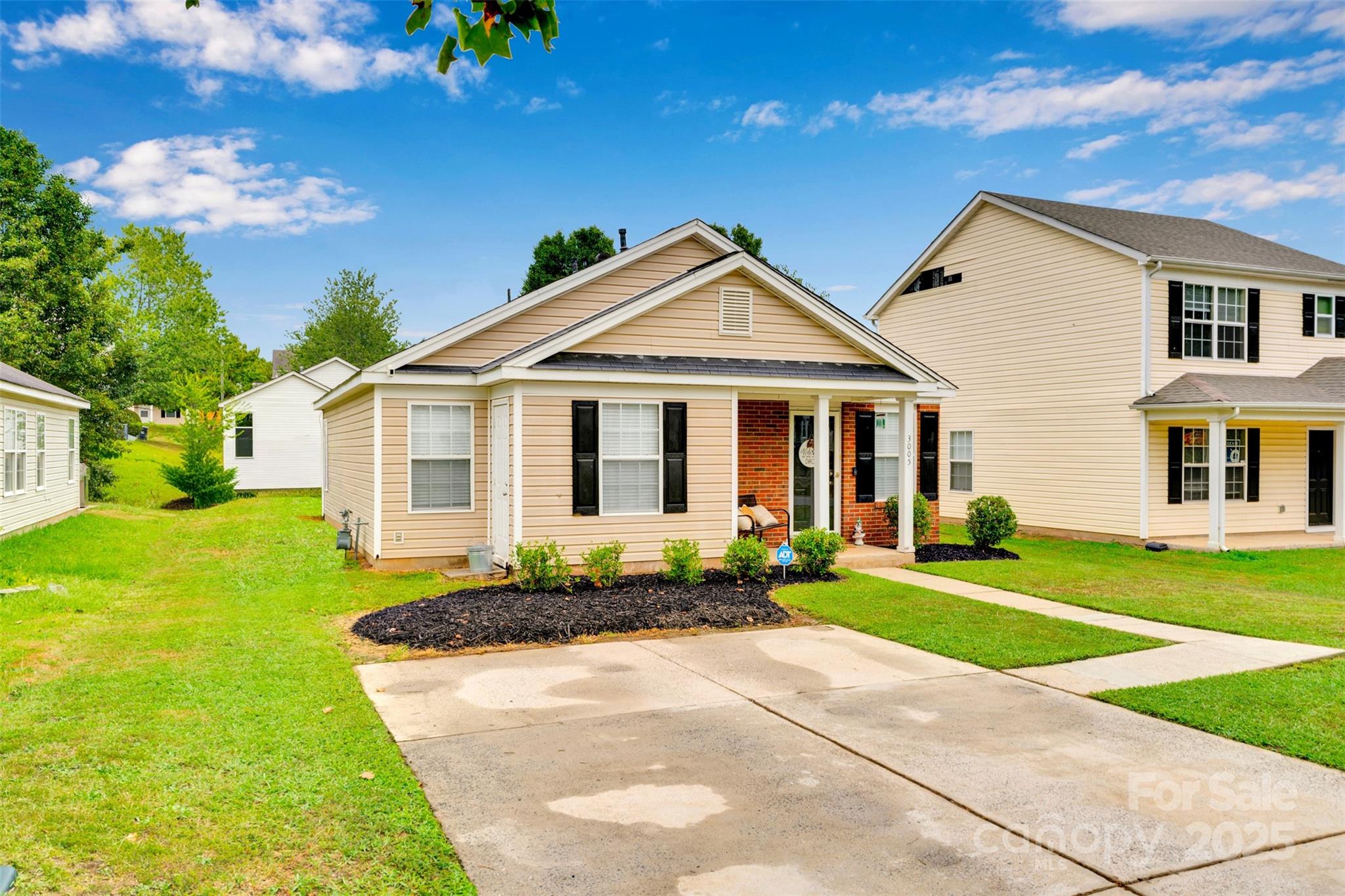 3005 Champion Lane SW