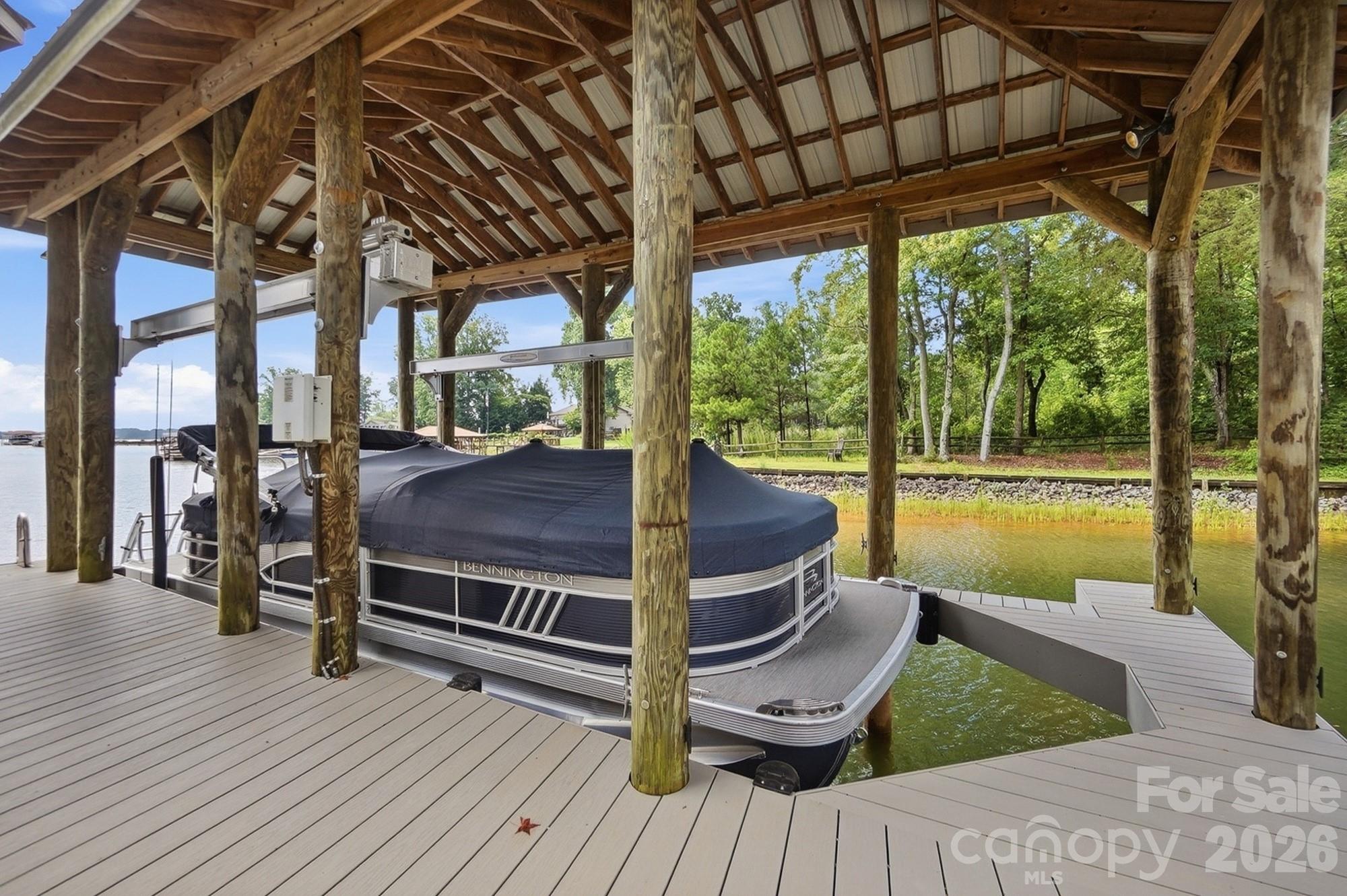 3210 Lake Shore Rd S, Denver, NC, 28037, USA, 4 Bedrooms Bedrooms, ,4 BathroomsBathrooms,Residential,Active,3210 Lake Shore Rd S,4404353
