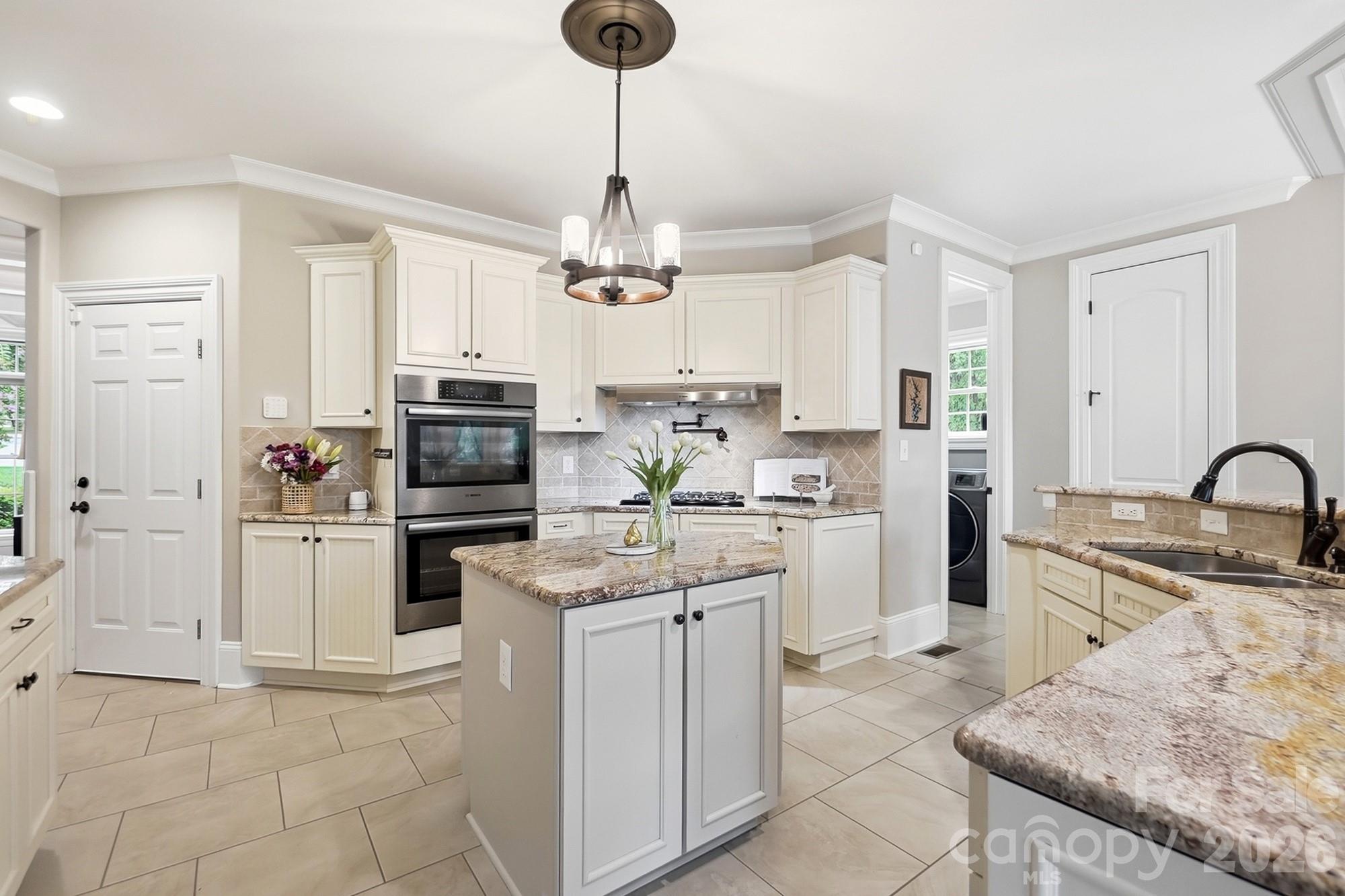 3210 Lake Shore Rd S, Denver, NC, 28037, USA, 4 Bedrooms Bedrooms, ,4 BathroomsBathrooms,Residential,Active,3210 Lake Shore Rd S,4404353