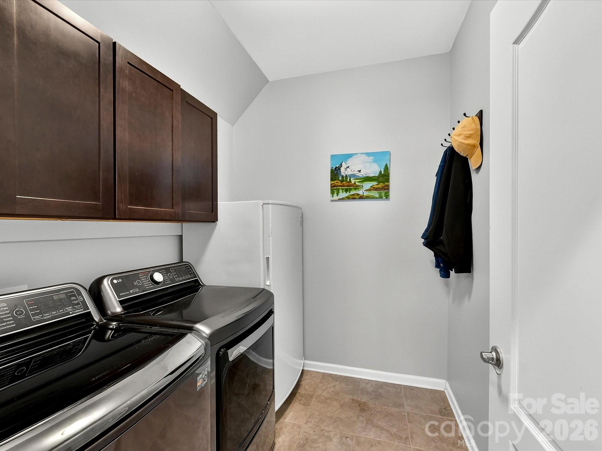 Tree Tops - Residential