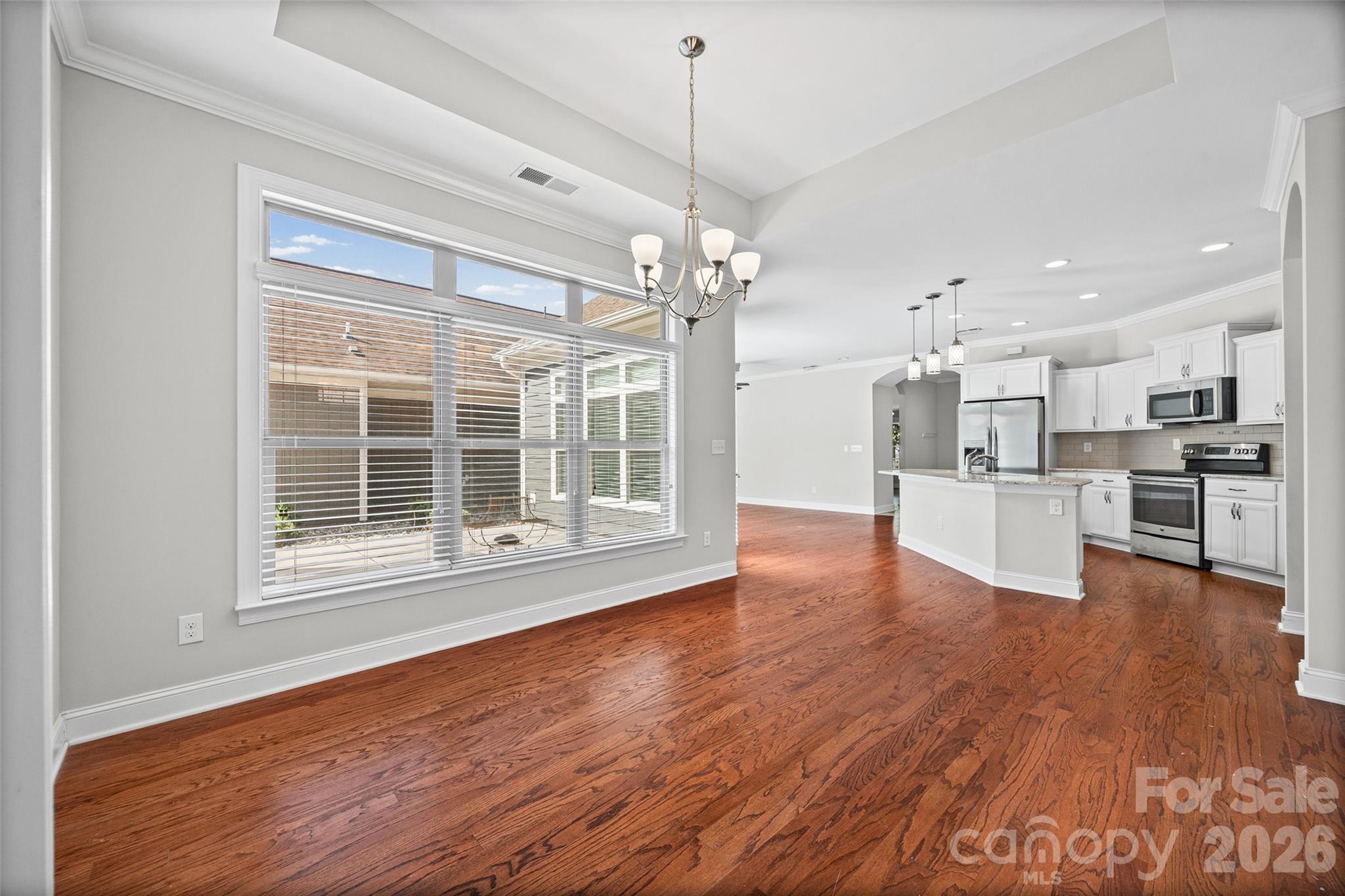 1140 Avalon Place