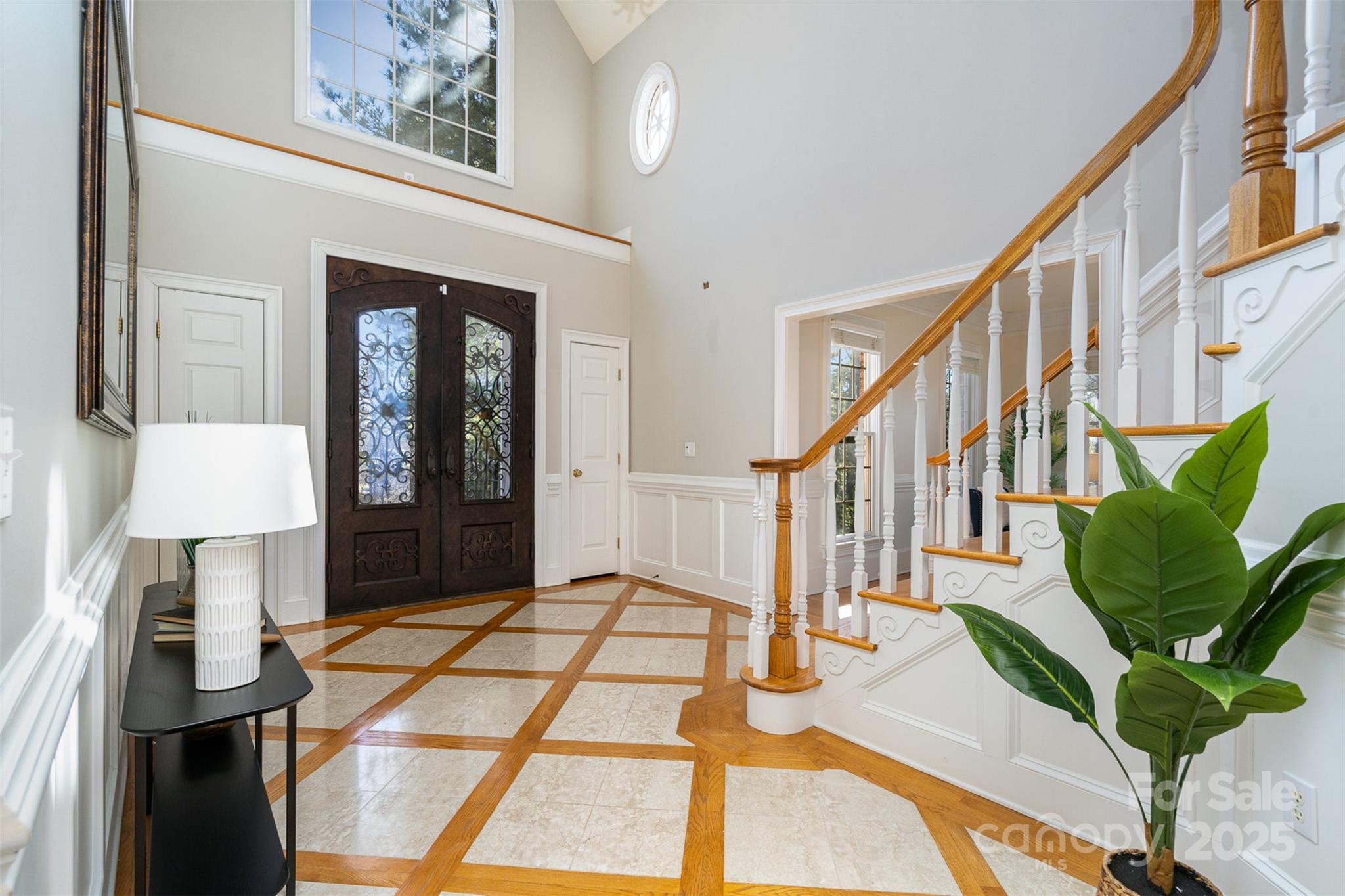2510 Tulip Hill Drive