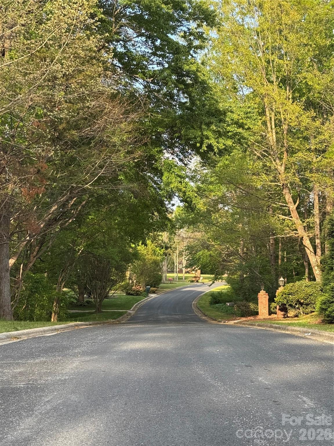 St Johns Woods - Land