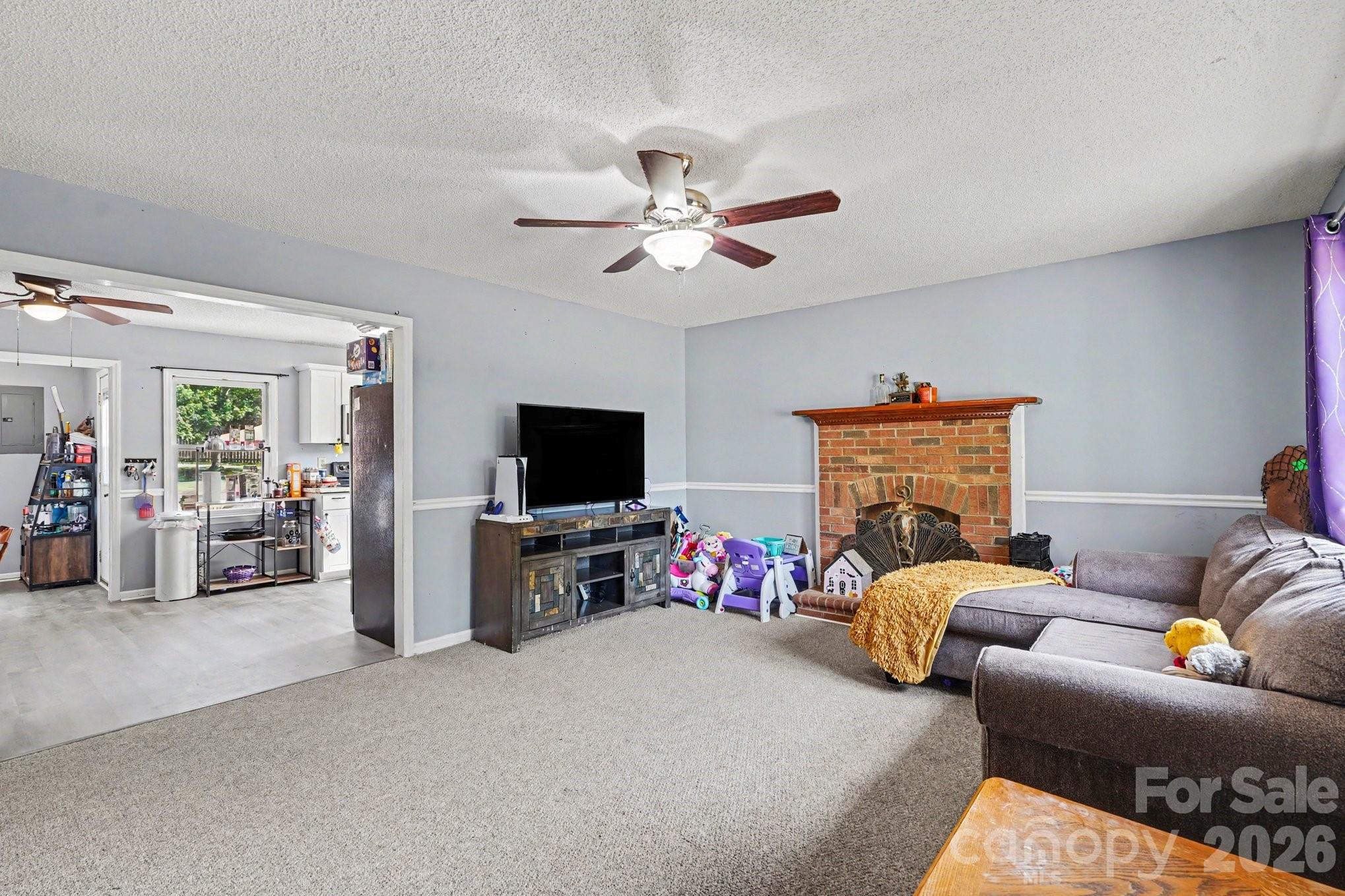 6021 Greyfield Drive