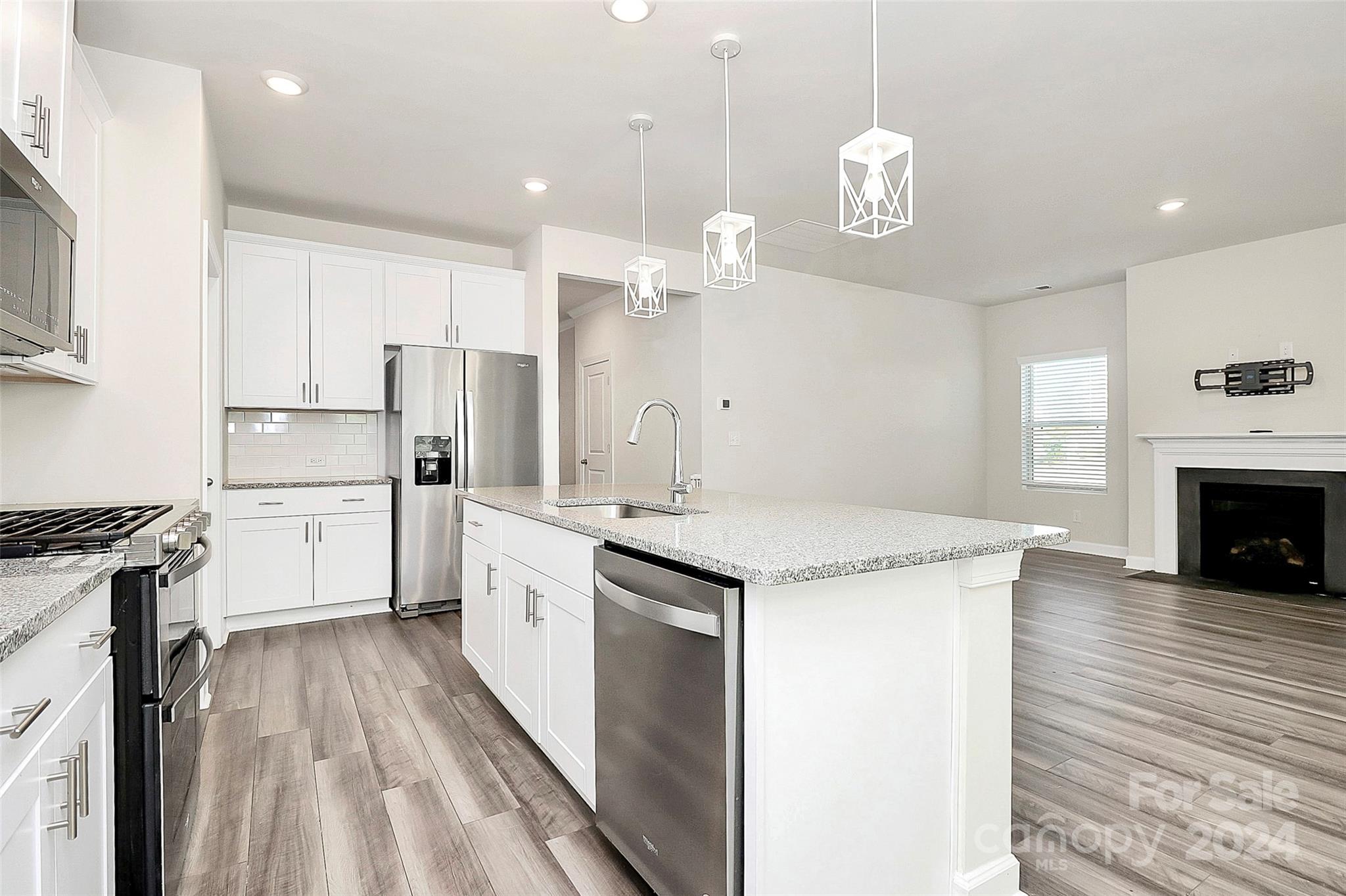 Larkhaven Hills - Residential