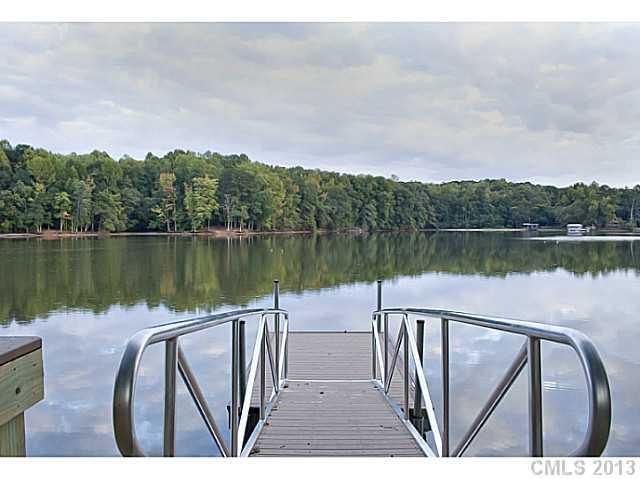 The Vineyards on Lake Wylie - Residential