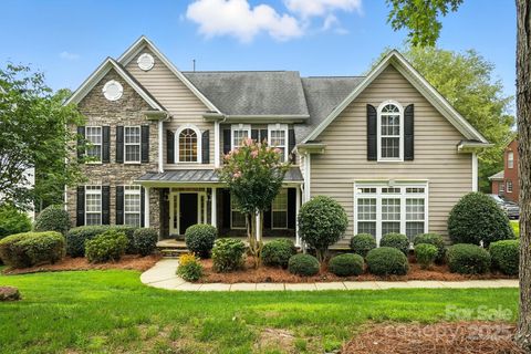 208 Woodwinds Drive Mount Holly NC 28120