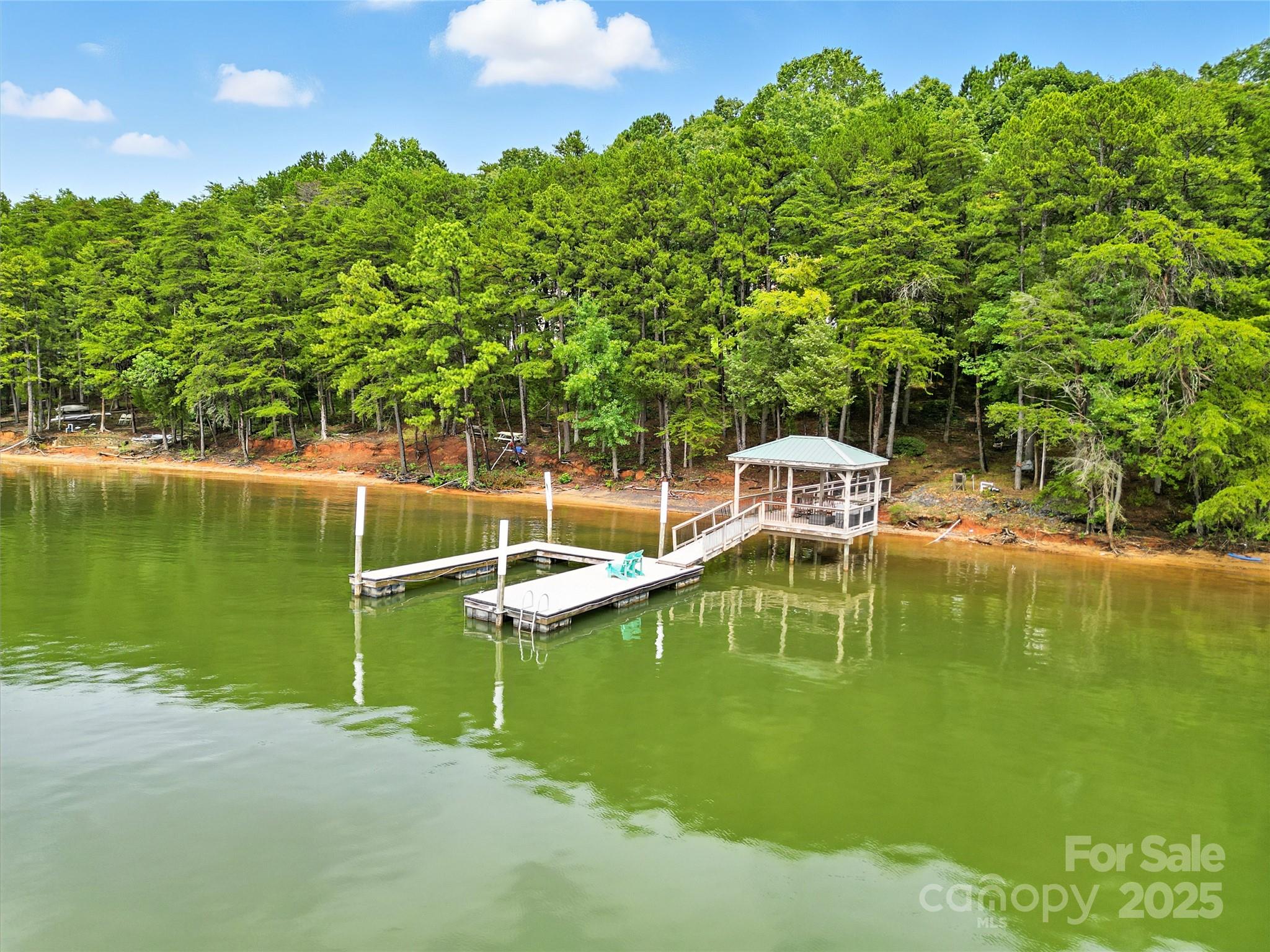 208 Woodwinds Drive