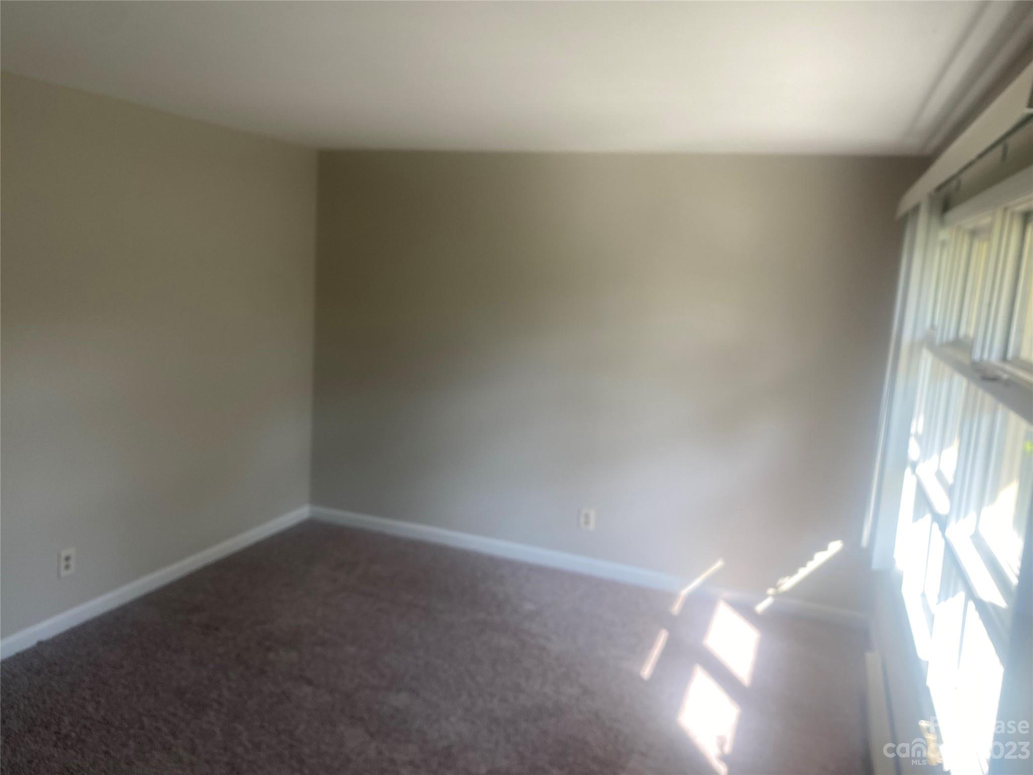 Hidden Valley - Residential Lease