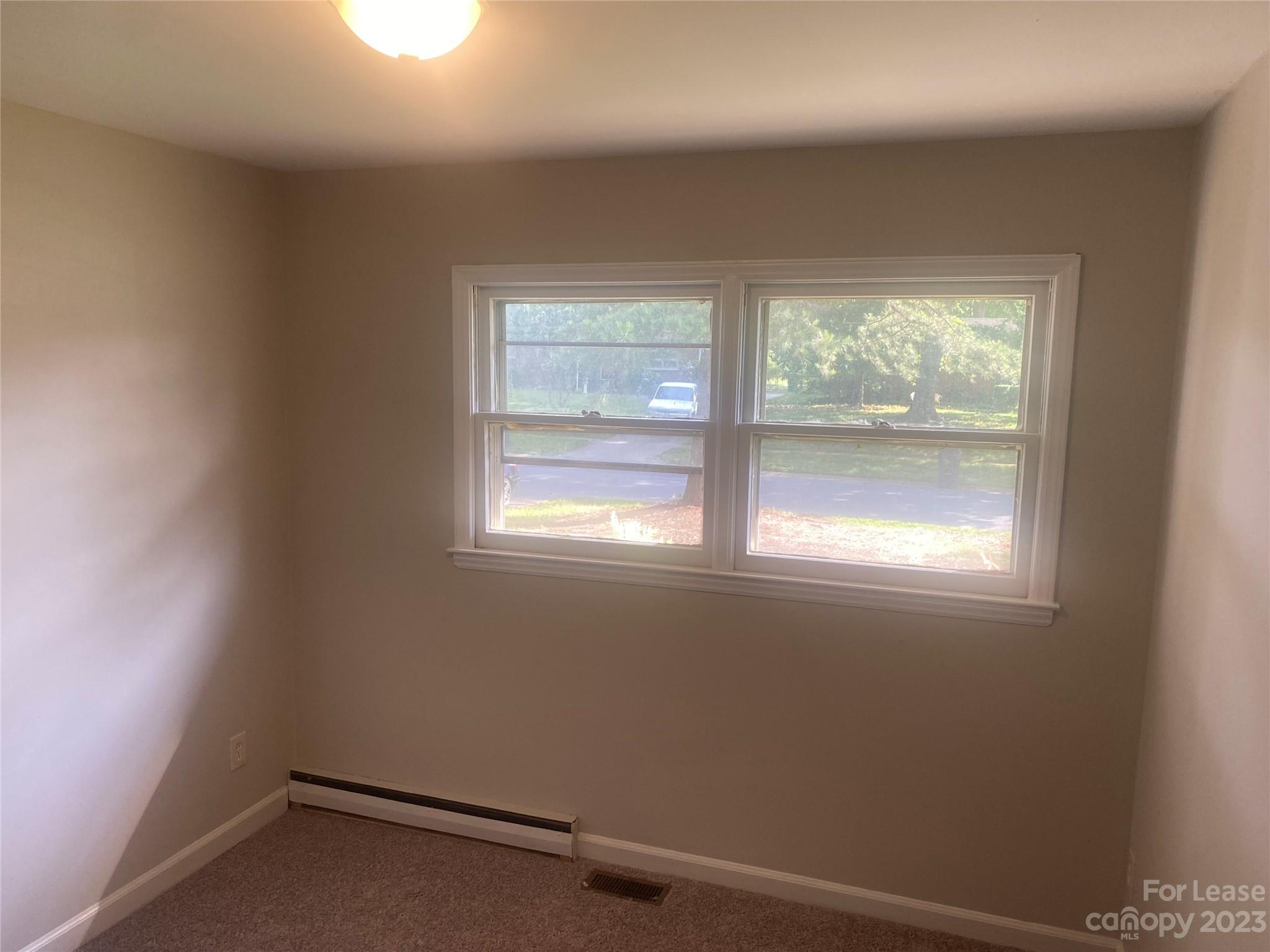 Hidden Valley - Residential Lease