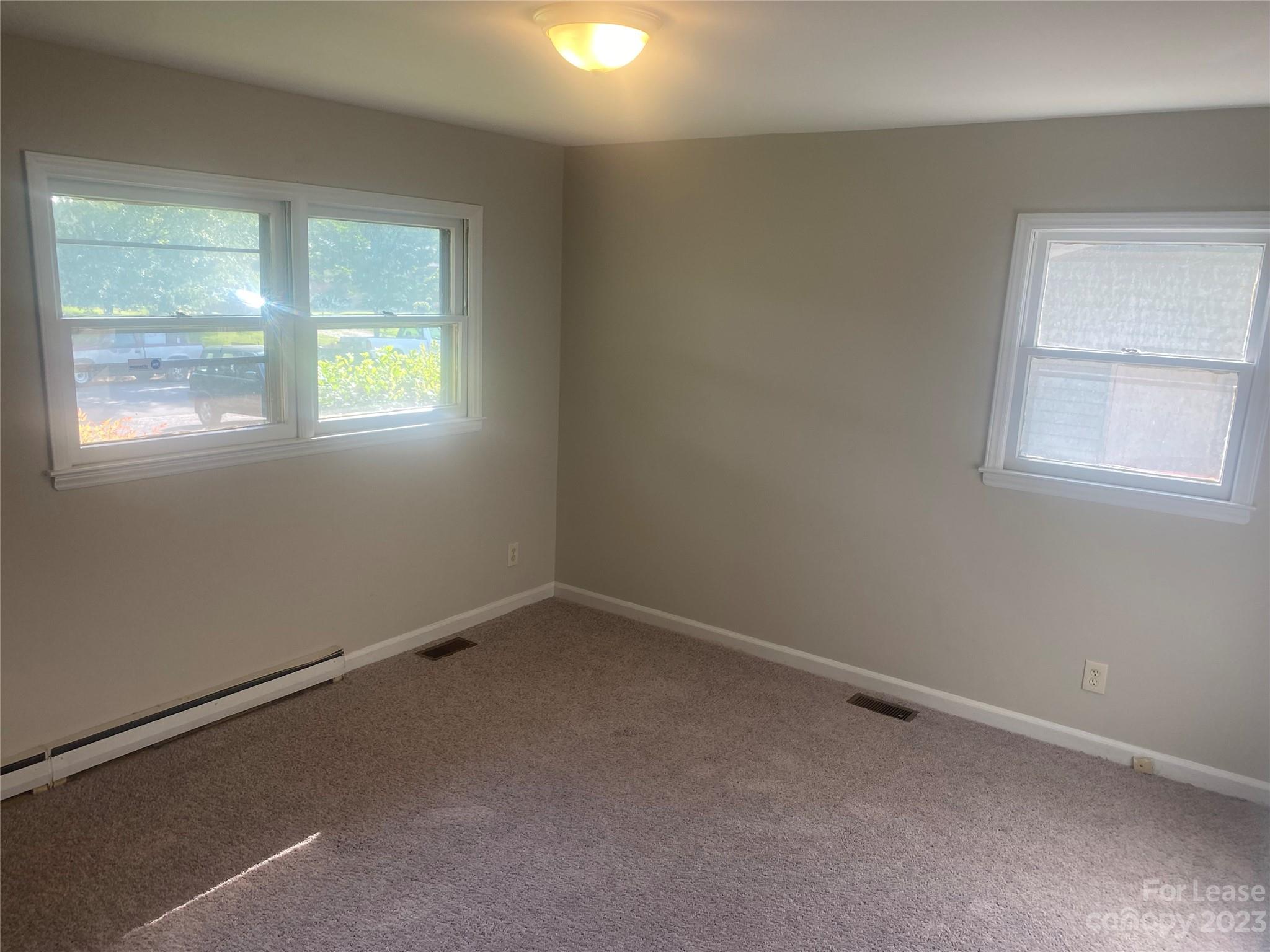 Hidden Valley - Residential Lease