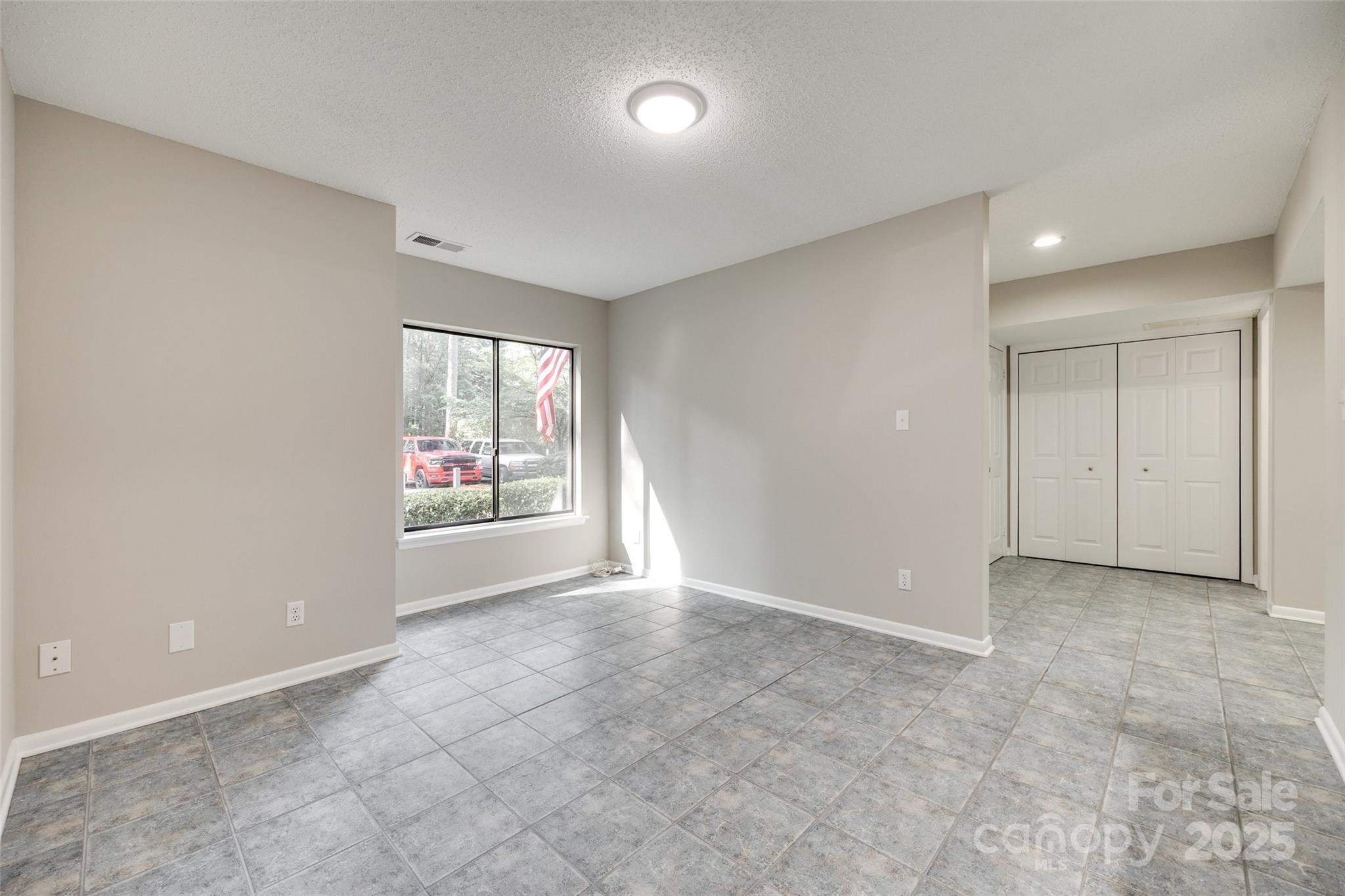 River Hills - Residential